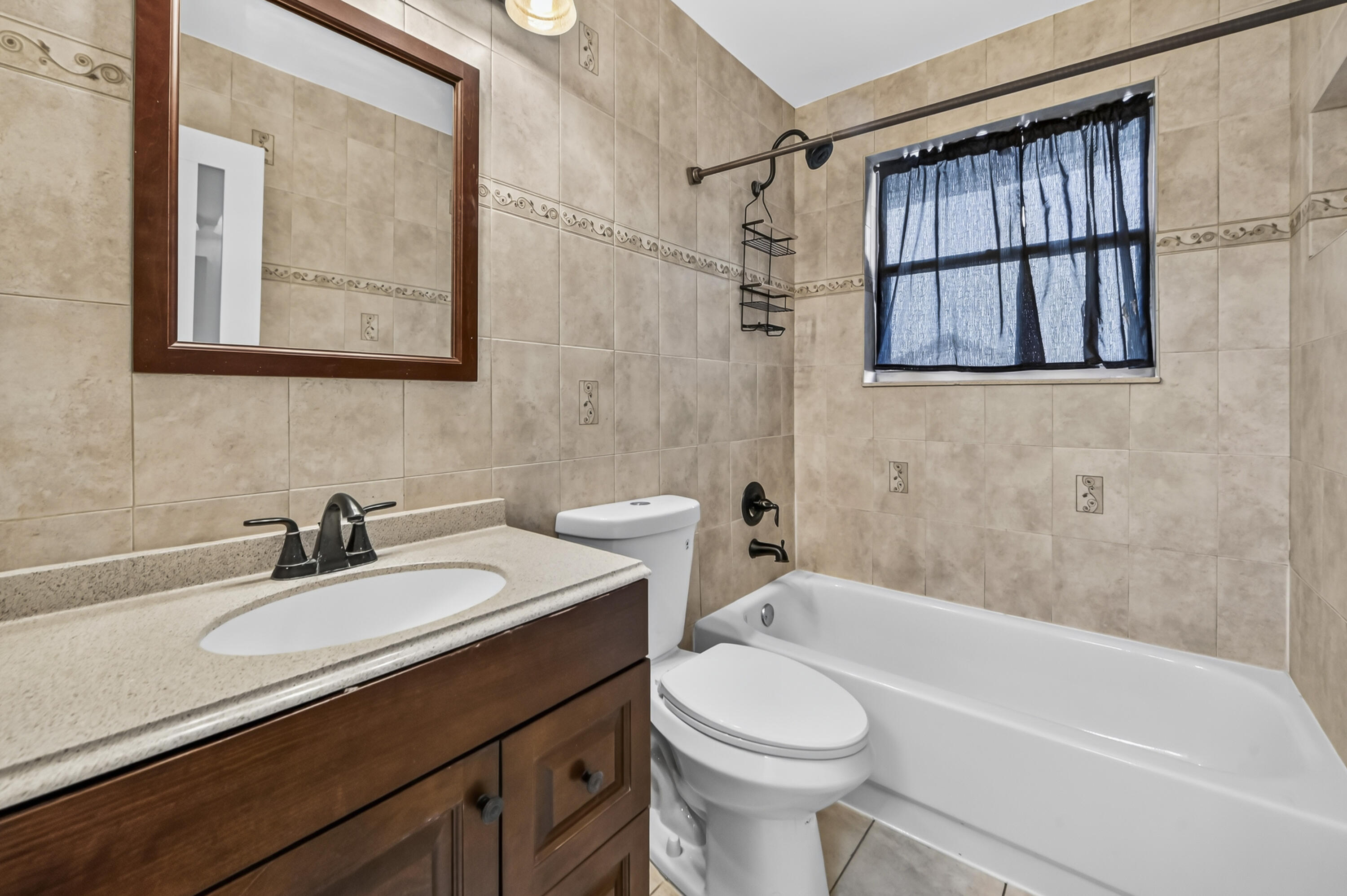REPLAT OF COUNTRY LAKES - Residential
