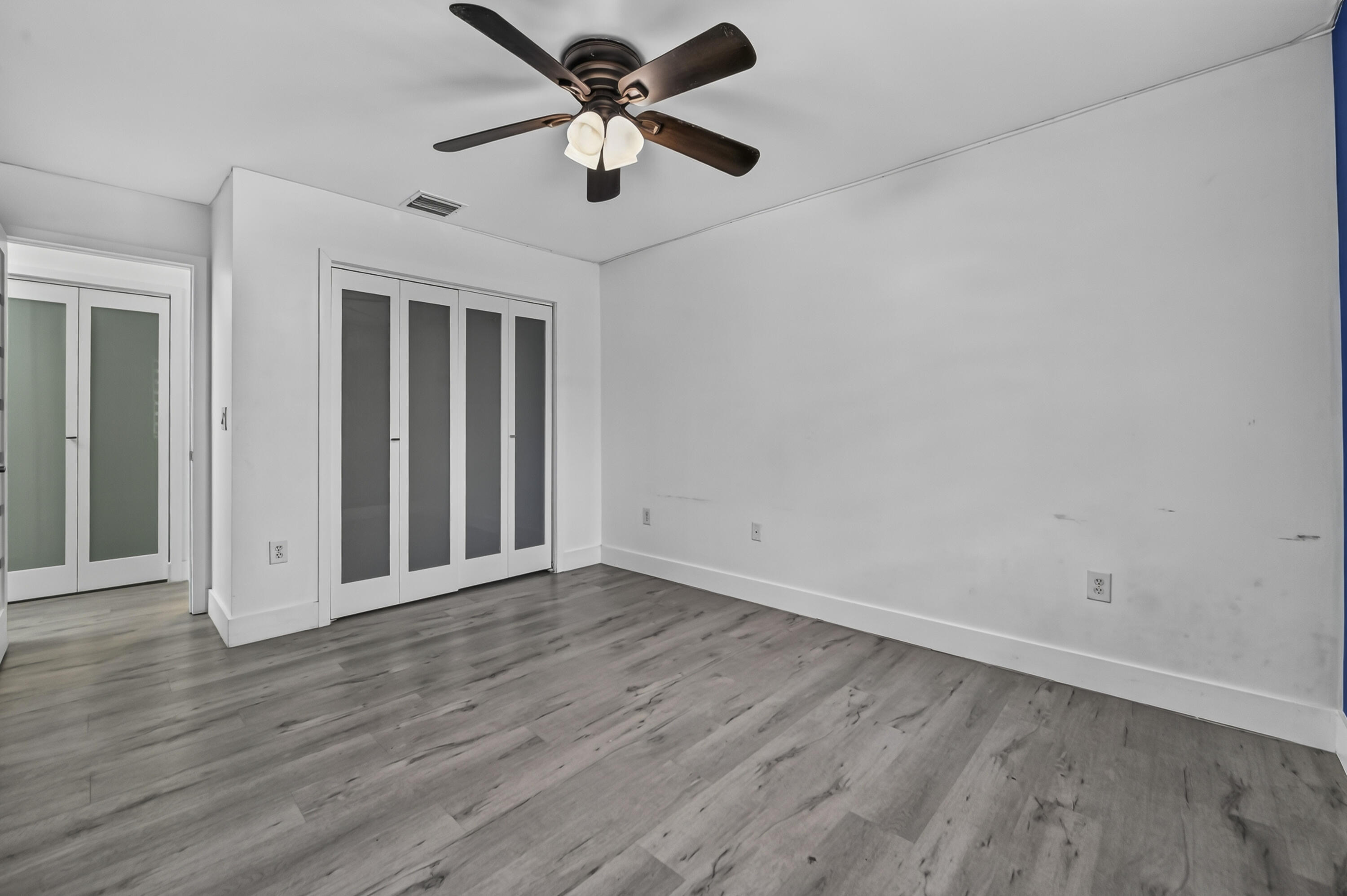 REPLAT OF COUNTRY LAKES - Residential