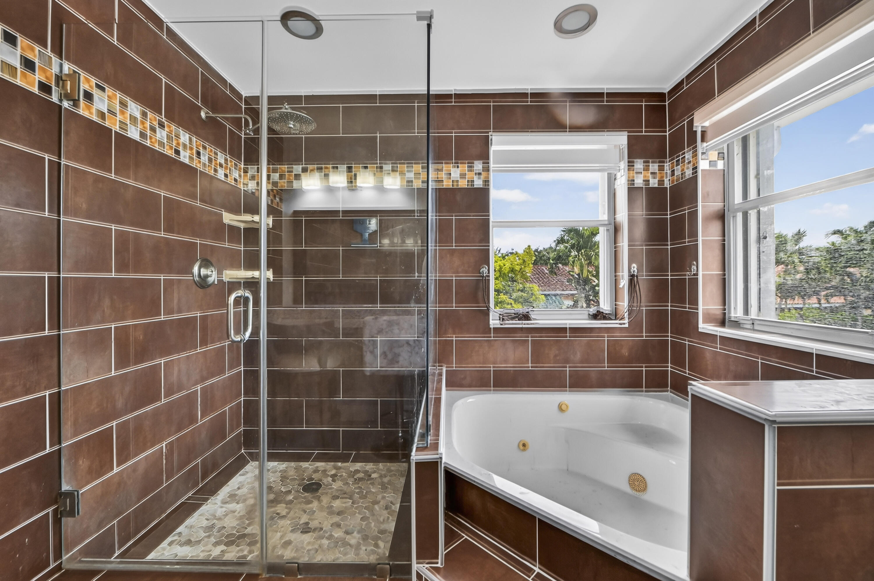 REPLAT OF COUNTRY LAKES - Residential