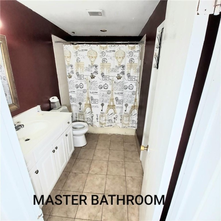 PLAYERS PLACE - Residential