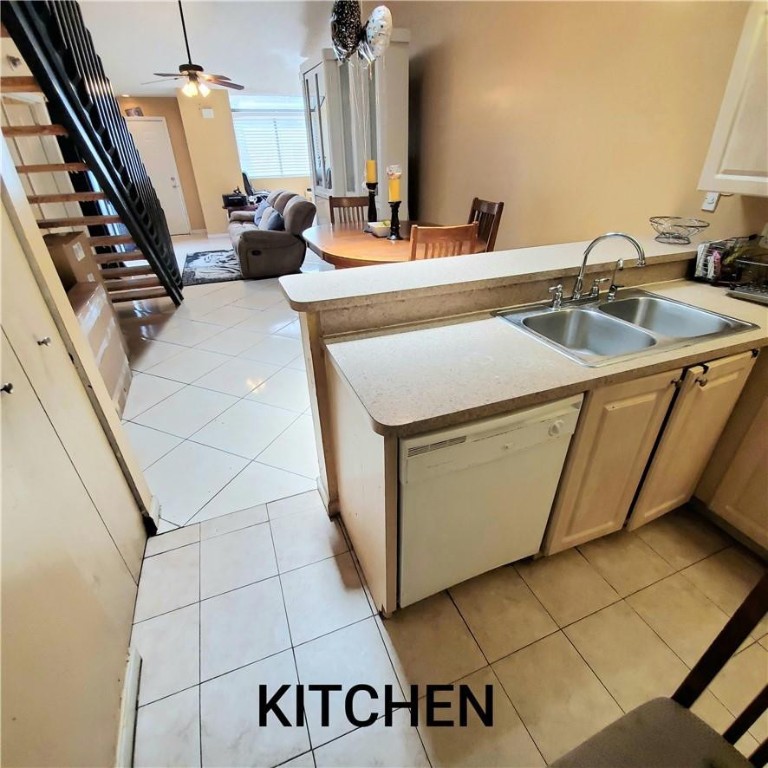 PLAYERS PLACE - Residential