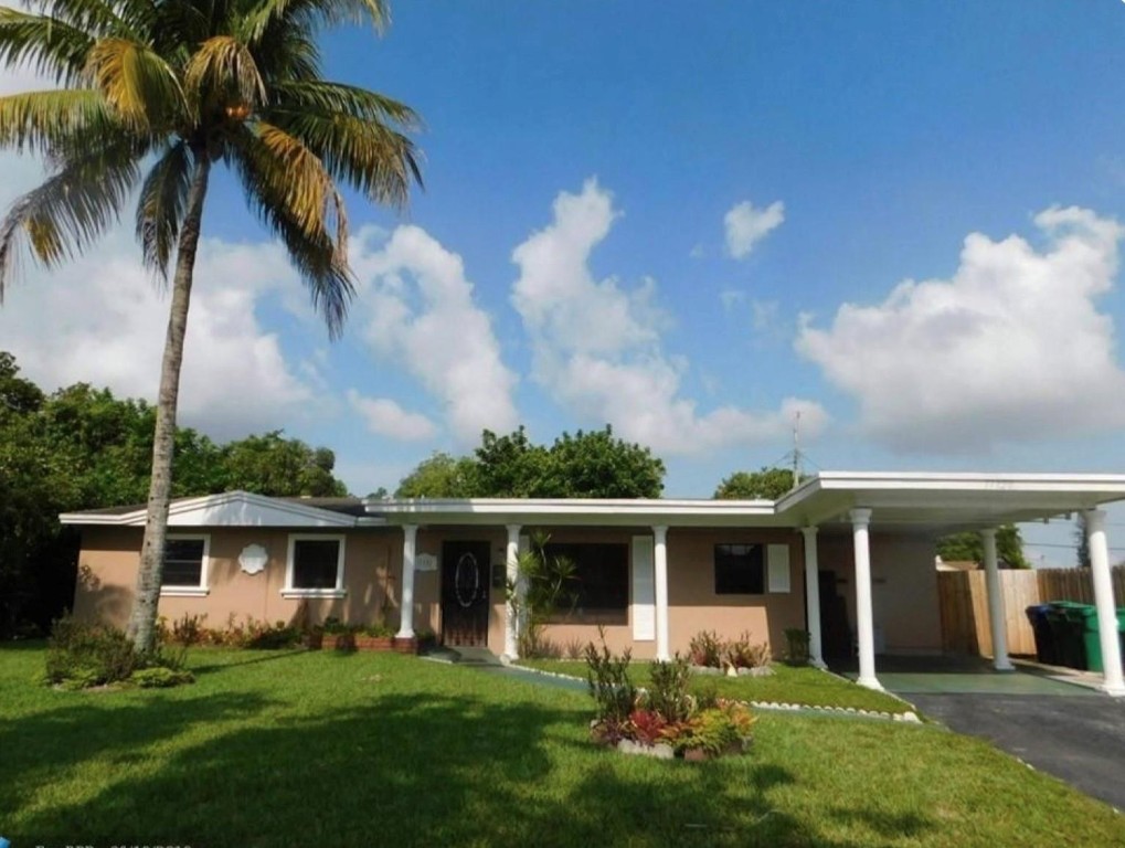 This handyman property offers great potential for income growth, making it an ideal investment for those willing to put in some work. Featuring five bedrooms and two bathrooms, with a small efficiency. This home provides ample space for renovations and upgrades. With a little TLC, this property could be transformed into a high-demand rental unit, capitalizing on its income-generating potential. Its prime location and spacious layout make it a solid choice for anyone looking to increase its value and earn a steady return on investment.
