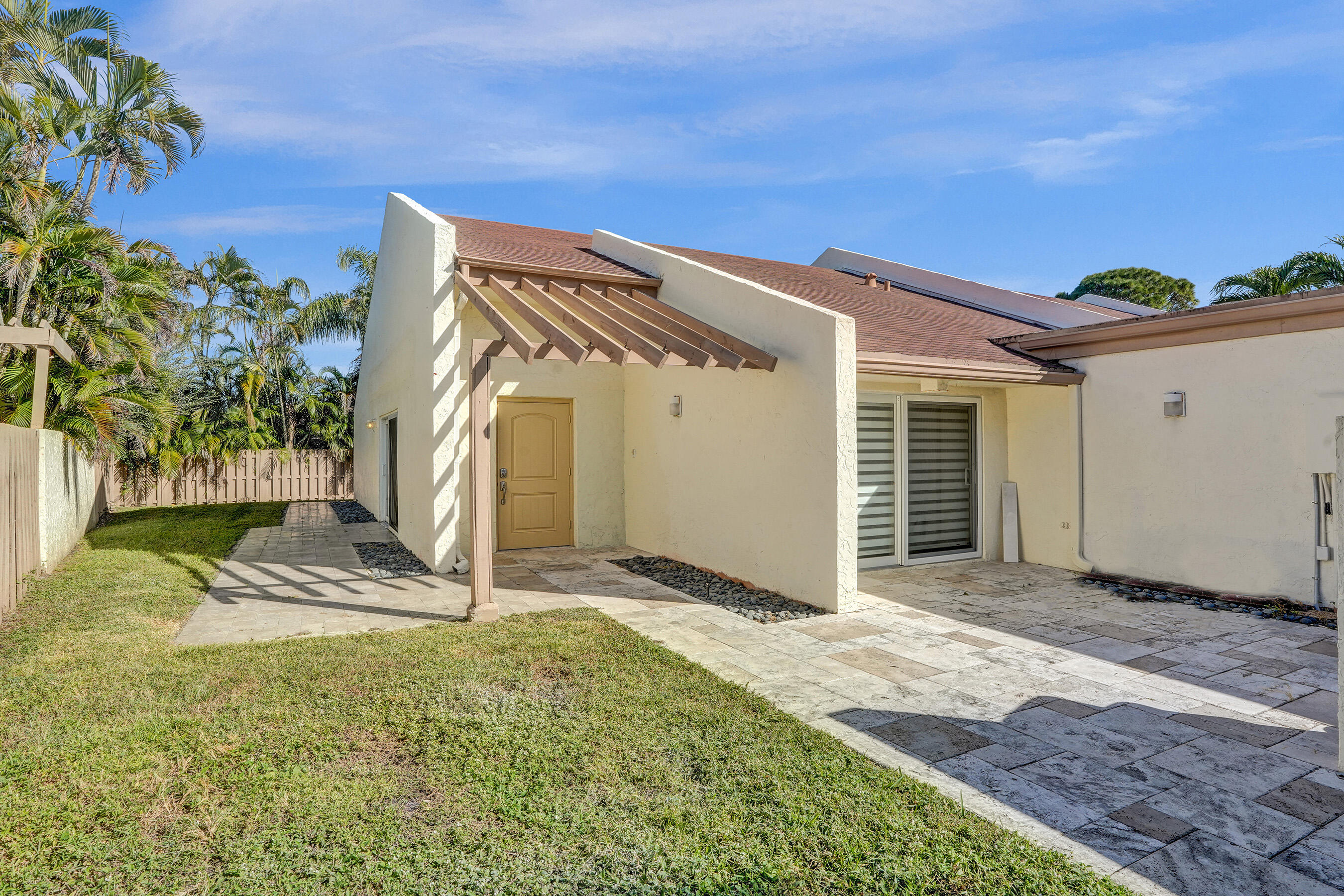 PATIOS ON THE PARK - Residential Lease