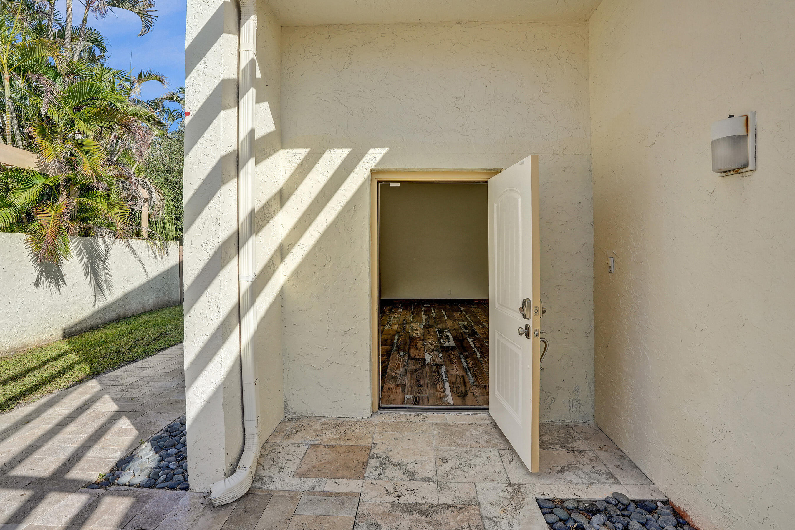 PATIOS ON THE PARK - Residential Lease