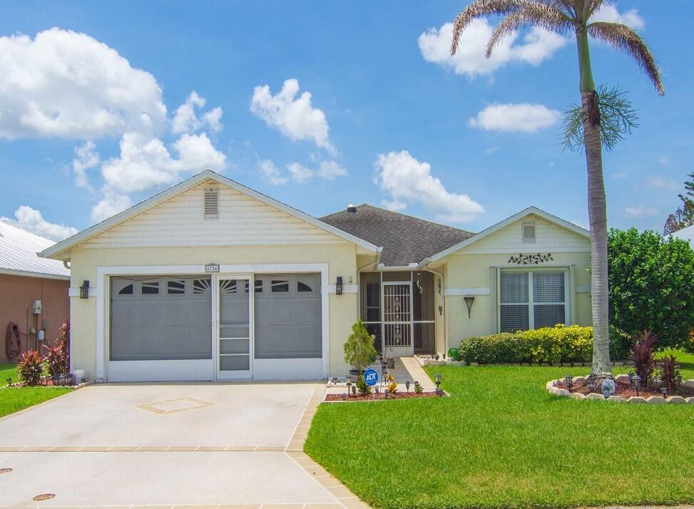 SPANISH LAKES FAIRWAYS NE PHASE - Residential