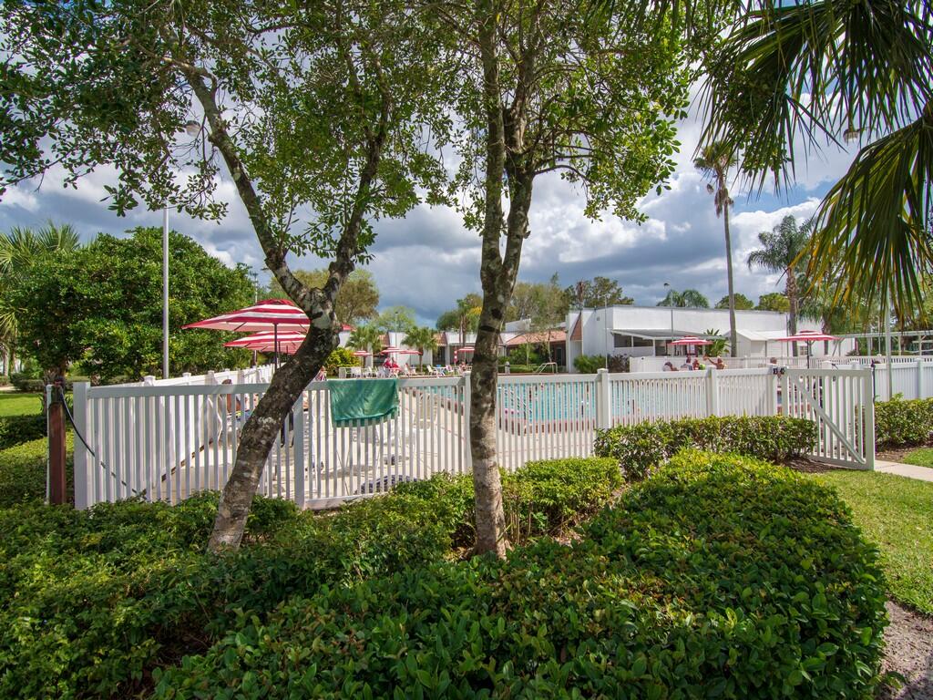 SPANISH LAKES FAIRWAYS NE PHASE - Residential
