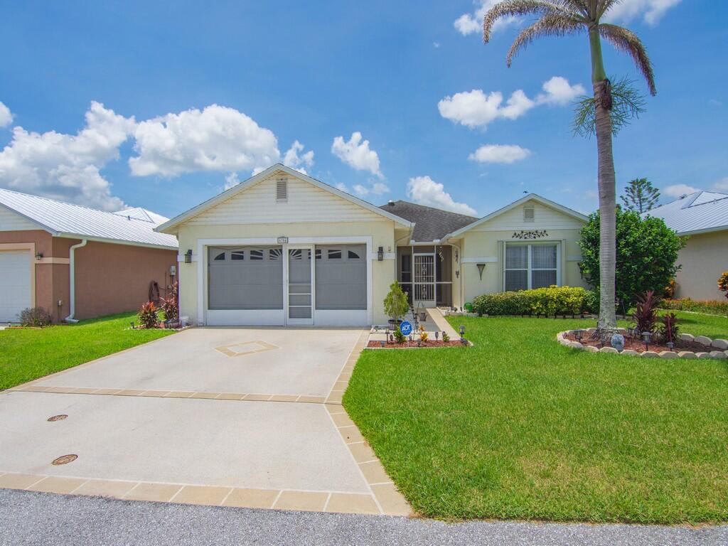 SPANISH LAKES FAIRWAYS NE PHASE - Residential