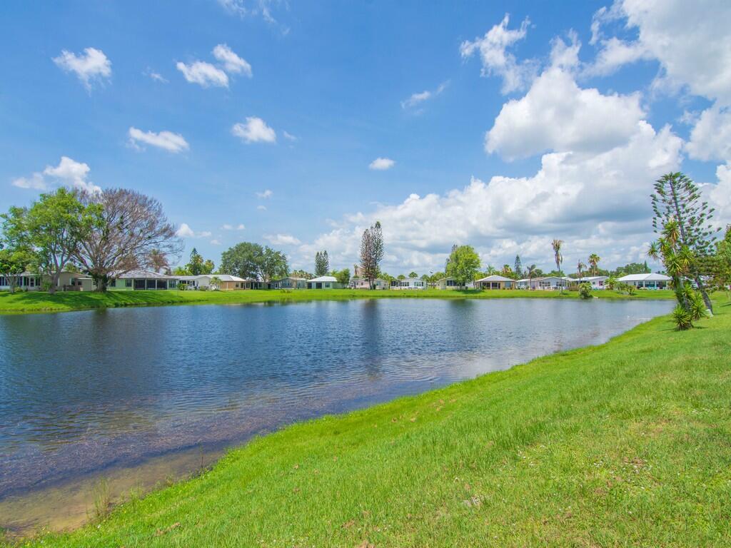 SPANISH LAKES FAIRWAYS NE PHASE - Residential