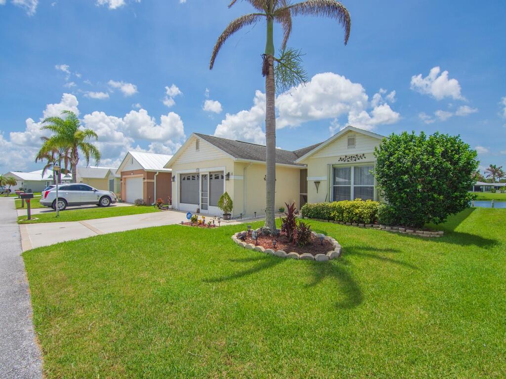 SPANISH LAKES FAIRWAYS NE PHASE - Residential