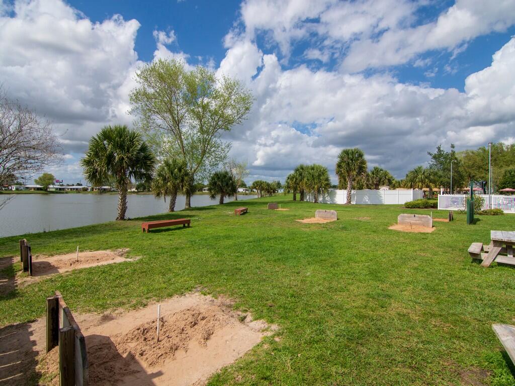 SPANISH LAKES FAIRWAYS NE PHASE - Residential