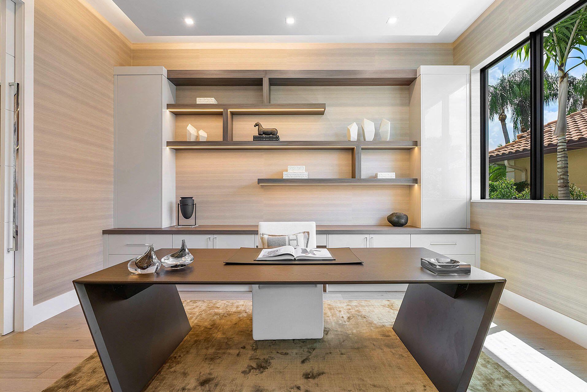 ROYAL PALM YACHT & COUNTRY CLUB - Residential