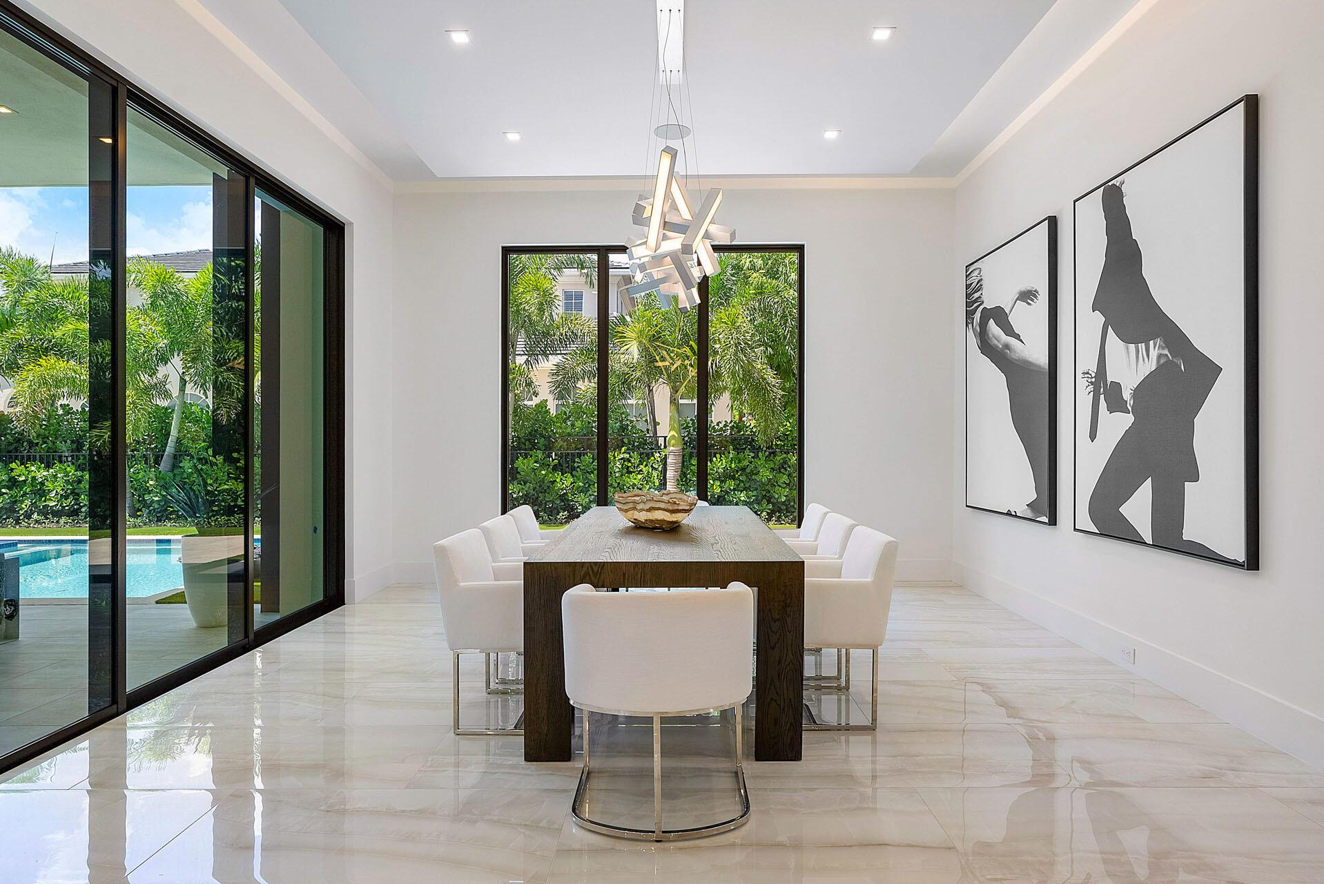 ROYAL PALM YACHT & COUNTRY CLUB - Residential