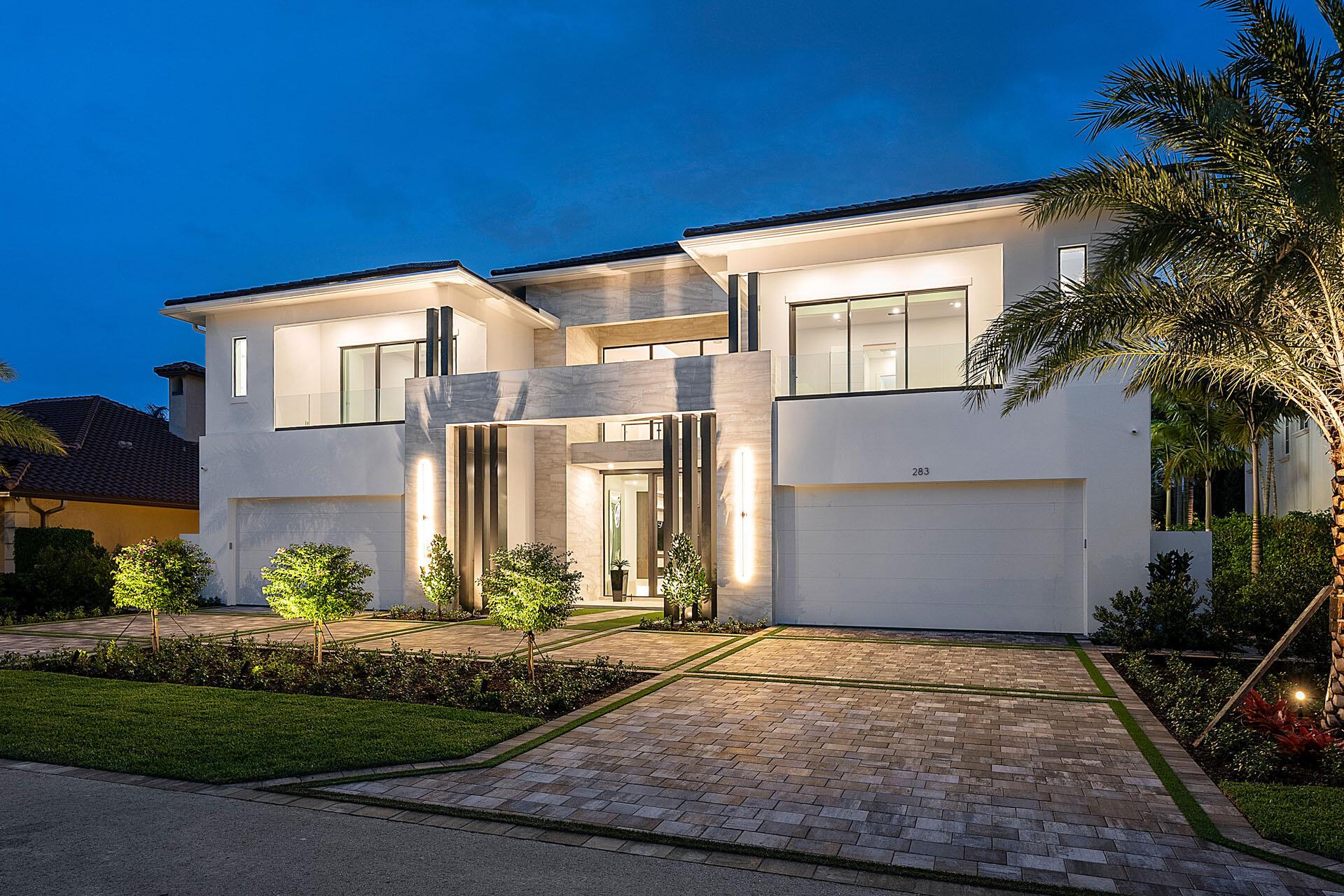 ROYAL PALM YACHT & COUNTRY CLUB - Residential
