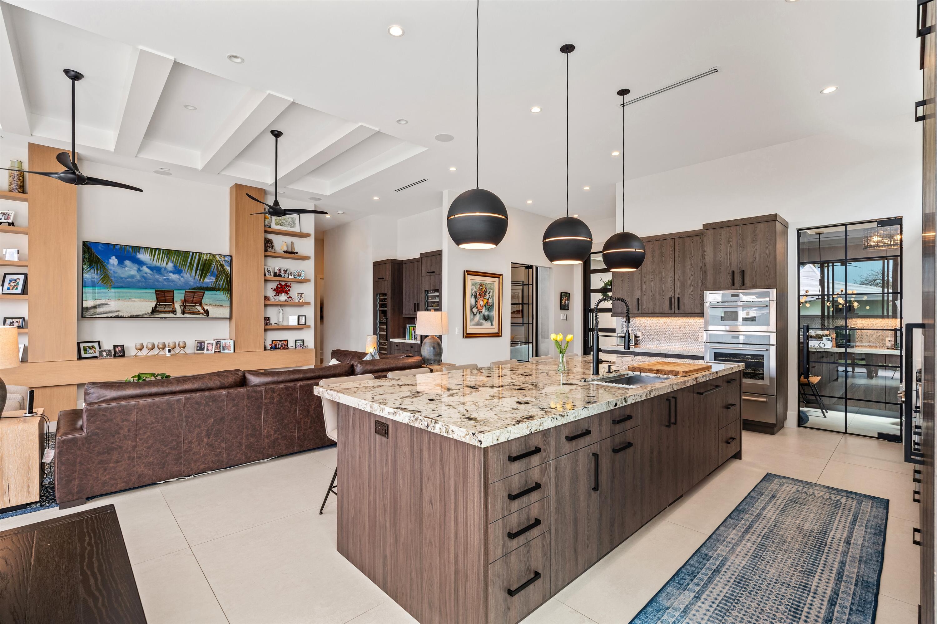 LAKE PLACID - Residential