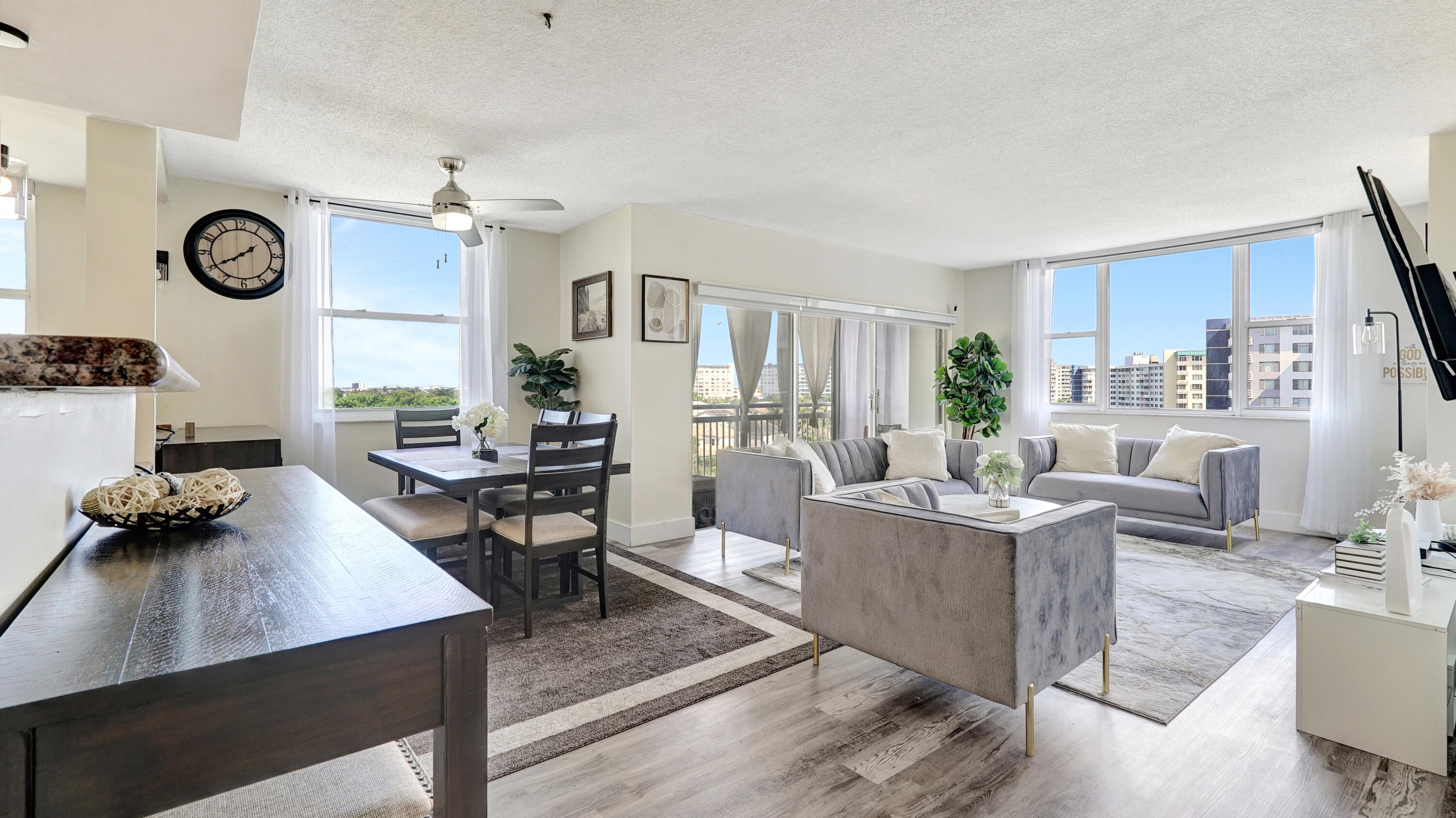 HILLCREST NO 21 CONDO - Residential