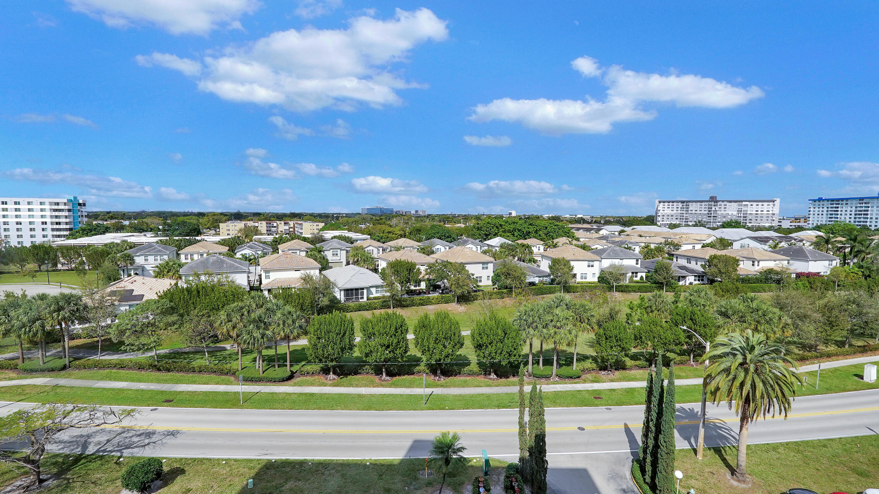 HILLCREST NO 21 CONDO - Residential