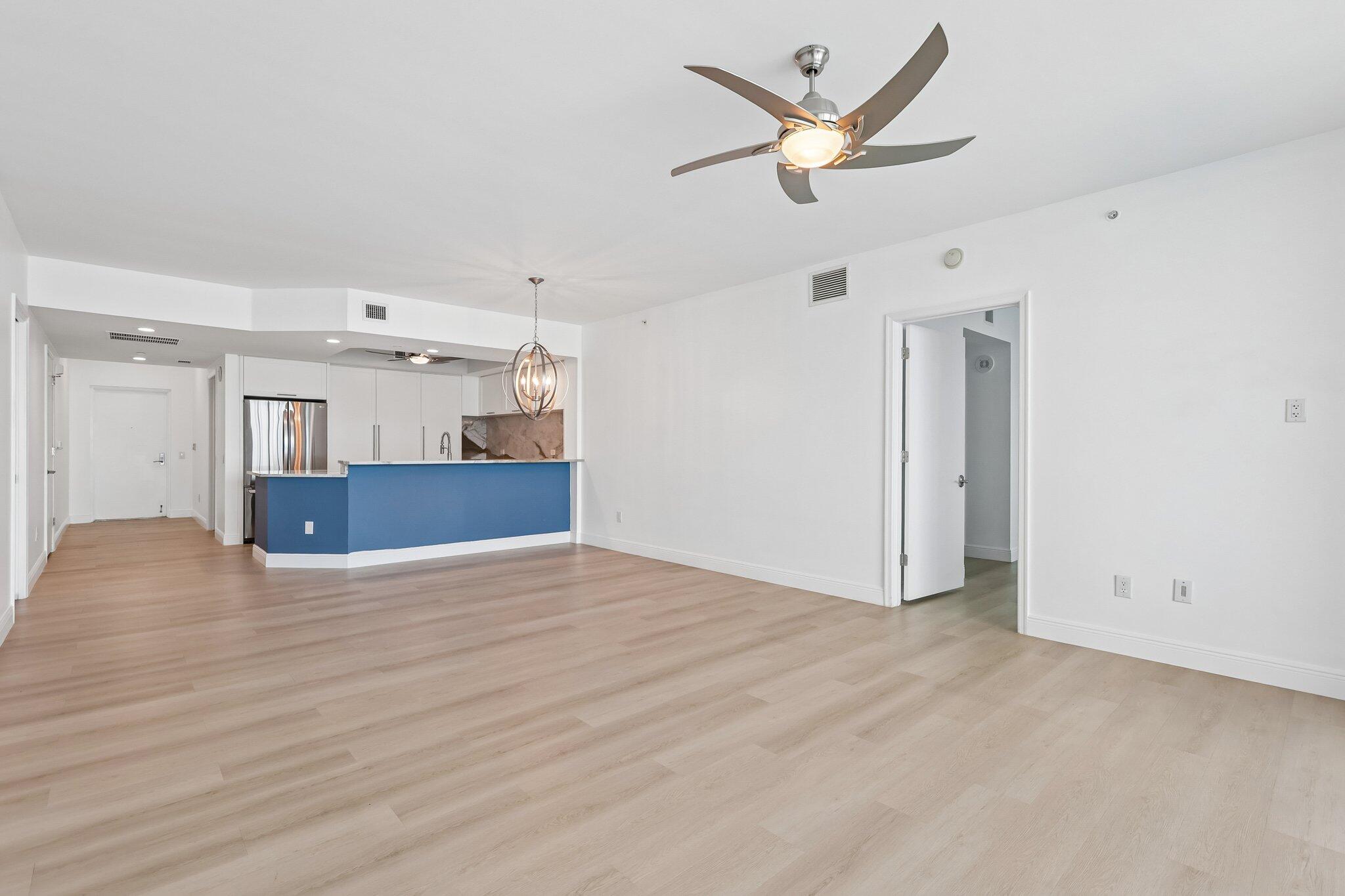 MARINA GRANDE RIVIERA BEACH CONDOMINIUM - Residential