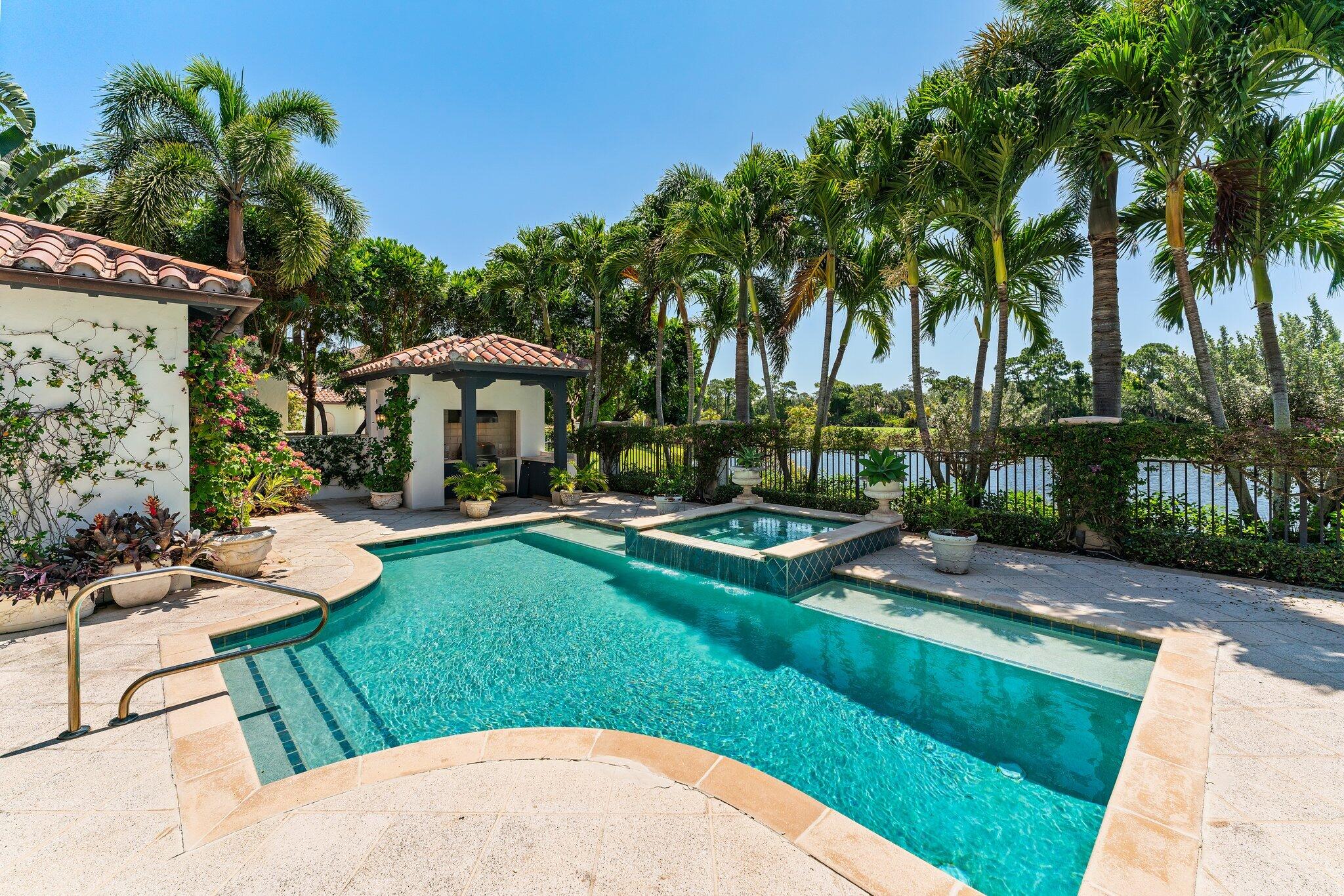 RITZ CARLTON GOLF CLUB & SPA - Residential