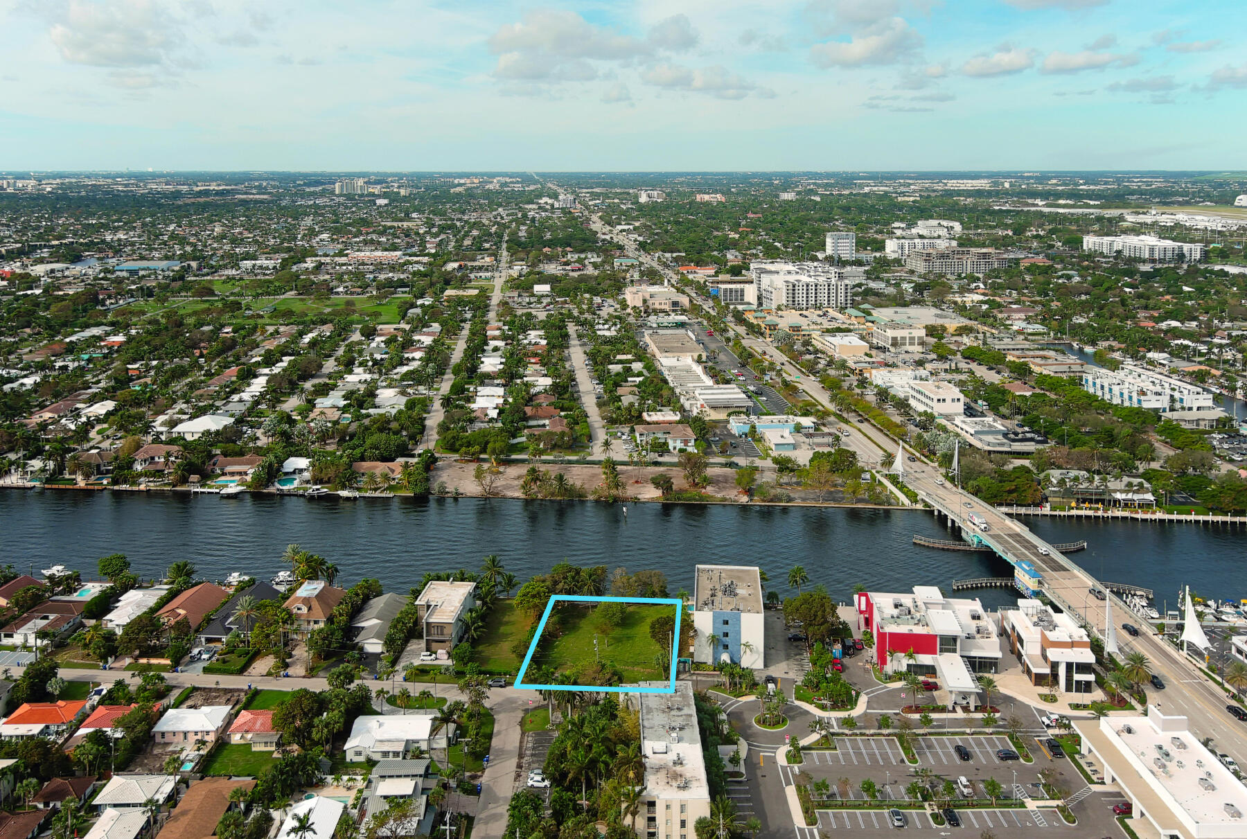 POMPANO BEACH PARK - Land