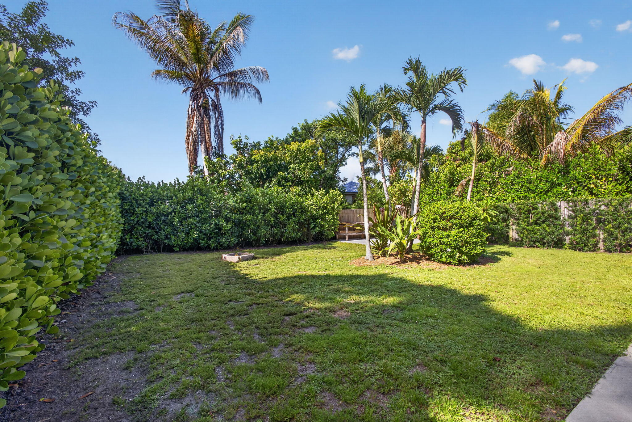 PALM GARDENS 1ST ADD - Residential