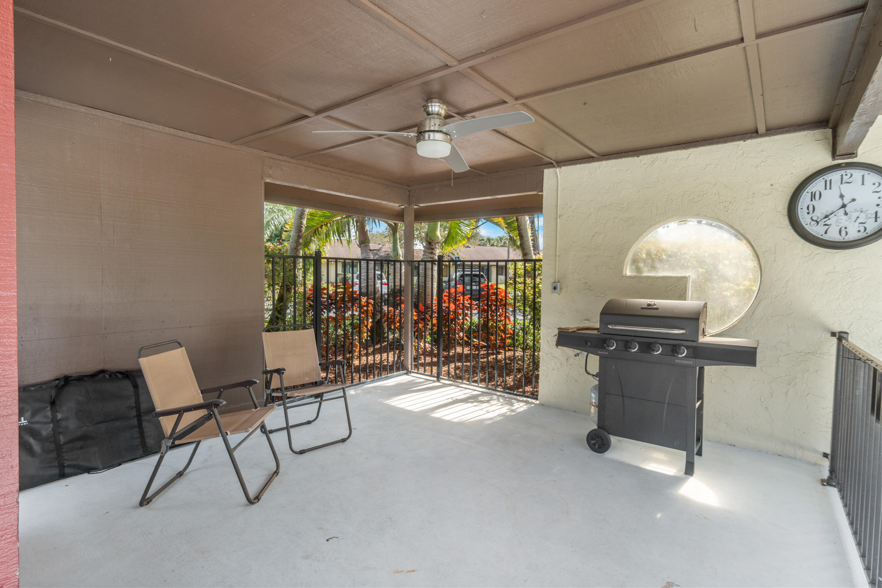 STRATHMORE GATE I UNIT TWO - Residential