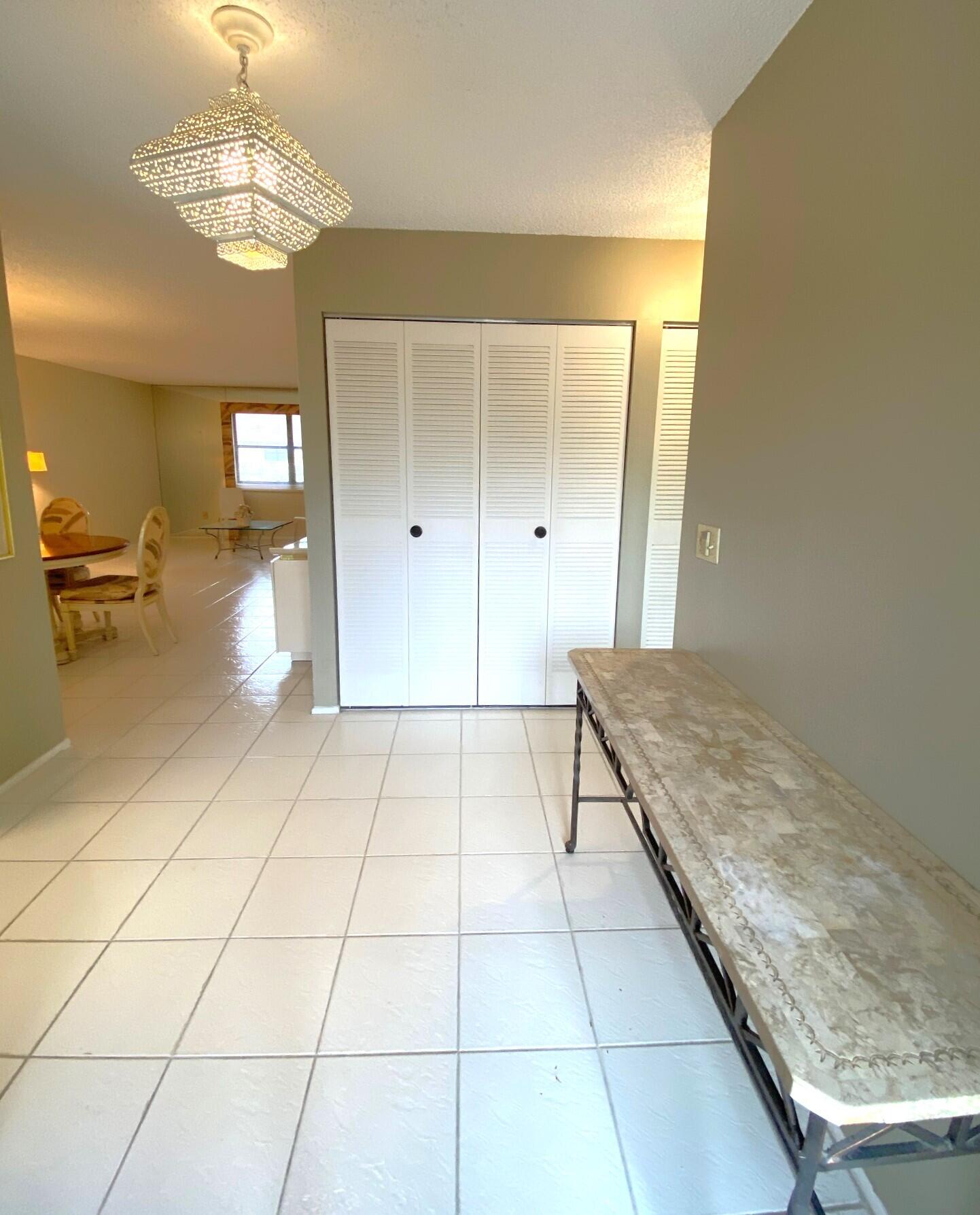 STRATHMORE GATE I UNIT TWO - Residential