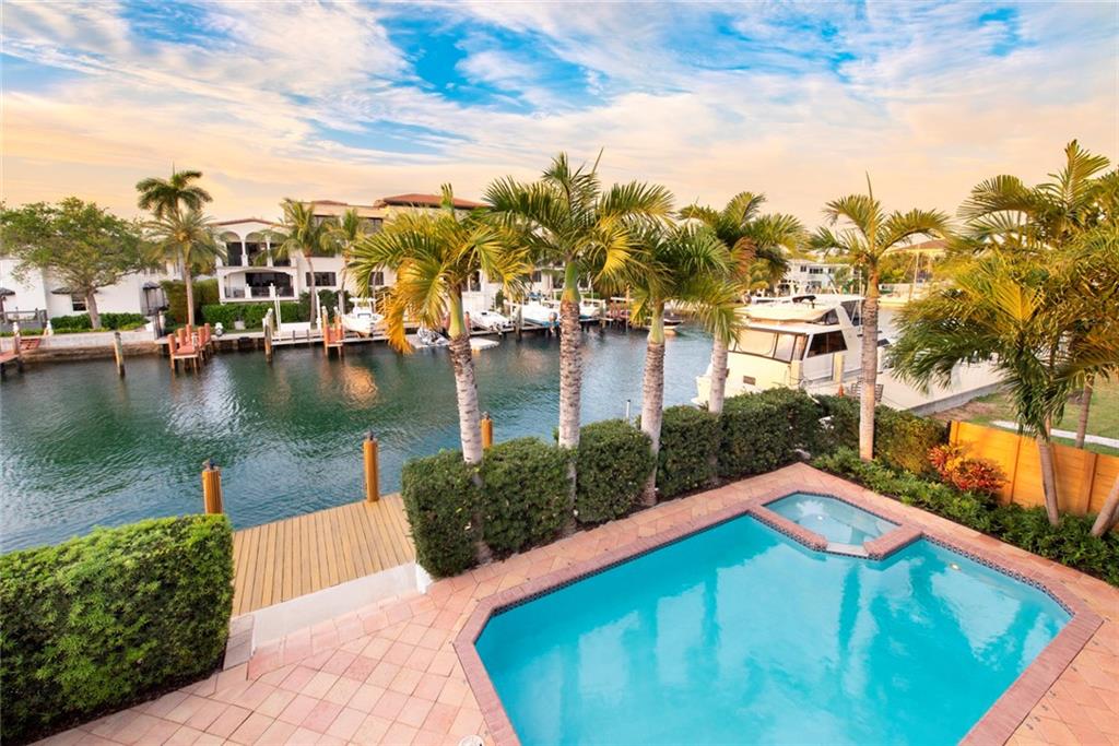 Lauderdale Harbors Sec A - Residential
