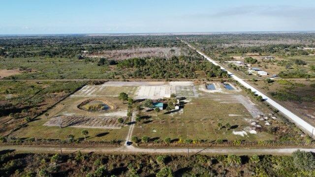 OKEECHOBEE COUNTY - Land