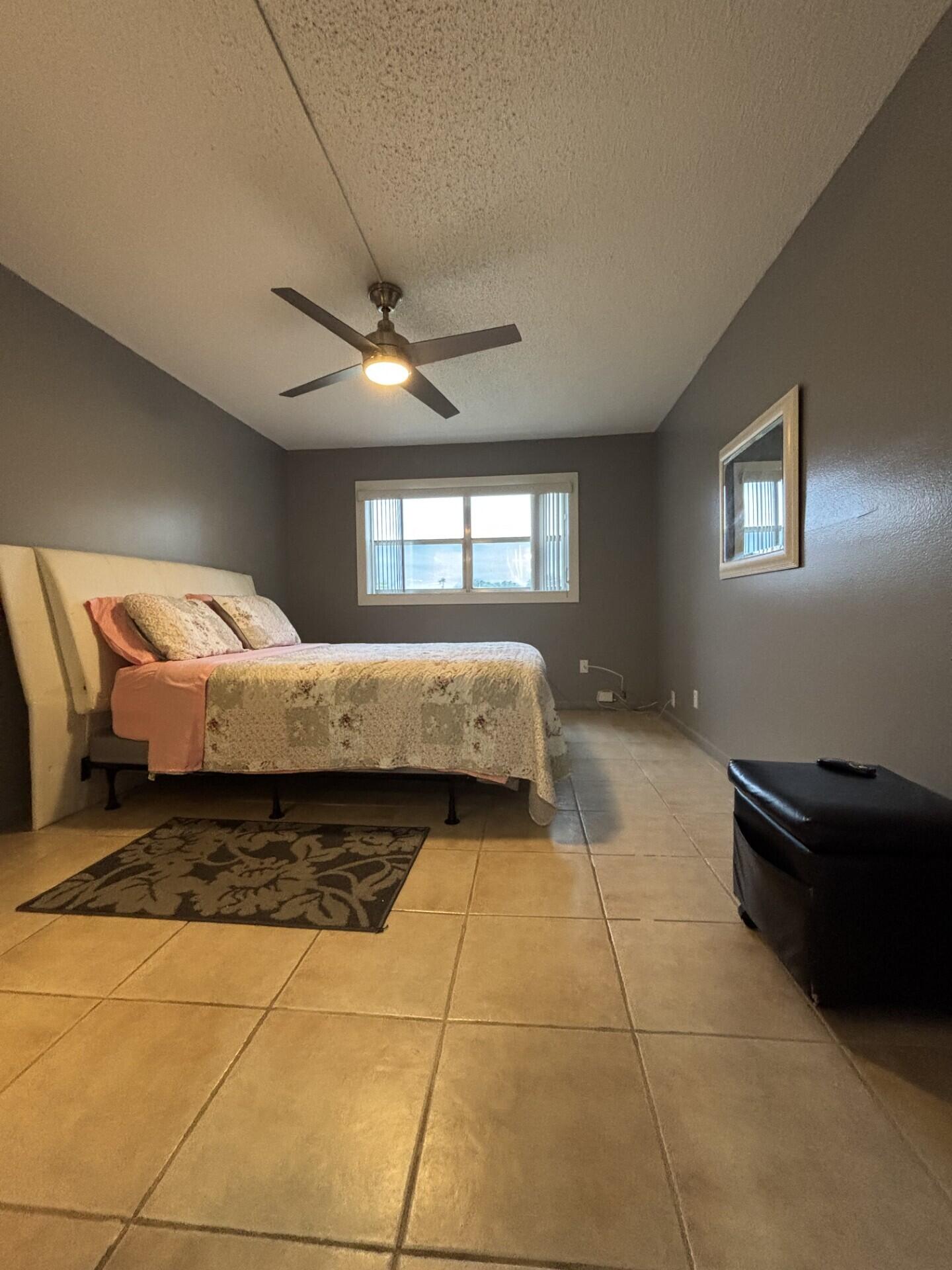 SUNRISE LAKES 77 CONDO - Residential