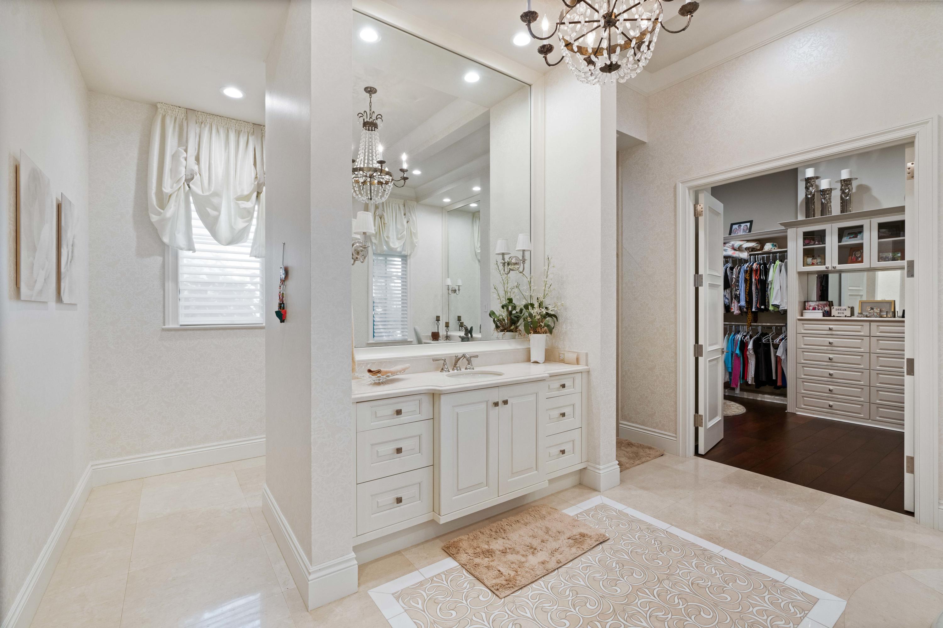 OLD PALM 4 - Residential