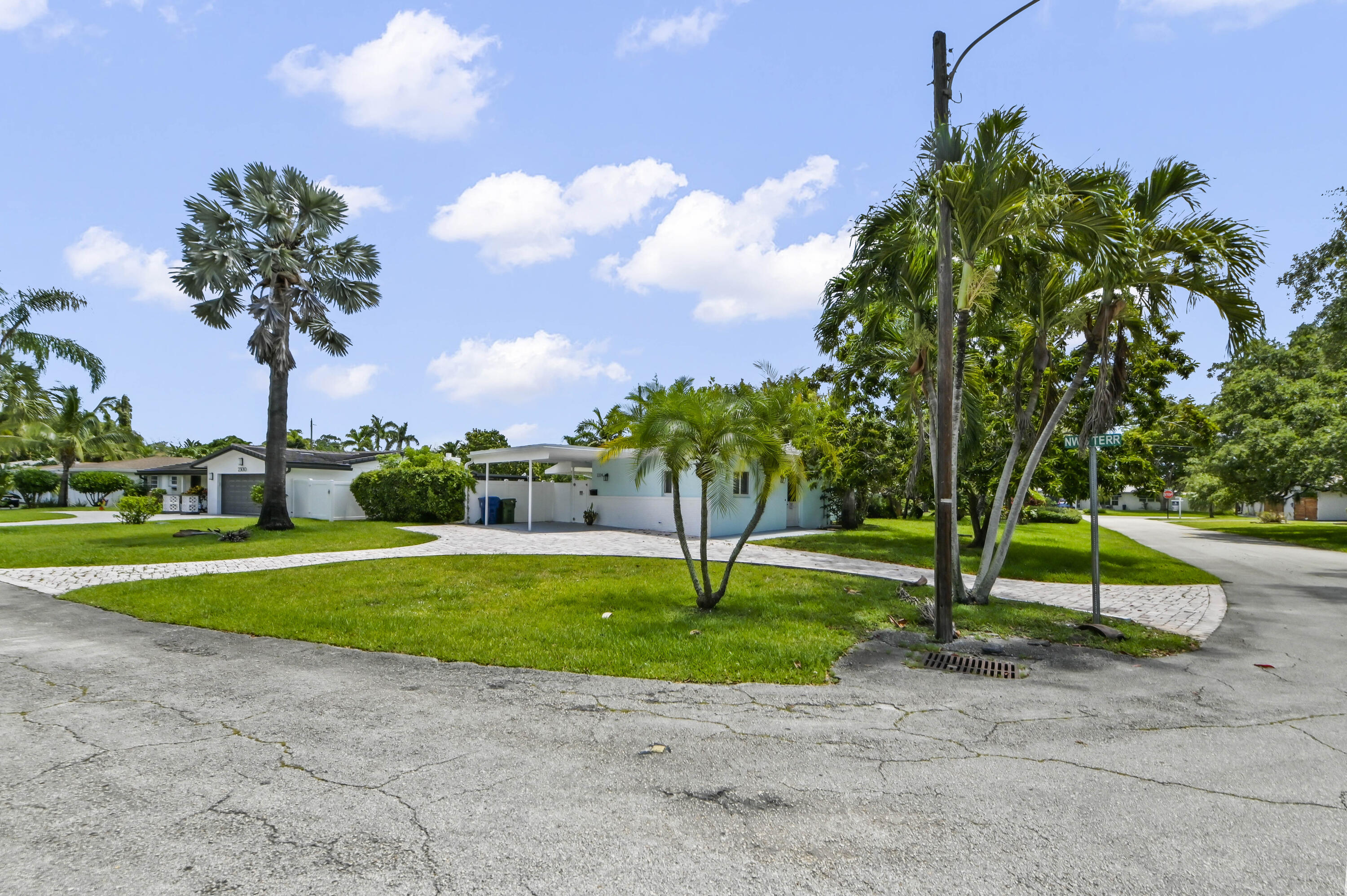 HILLBROOK - Residential