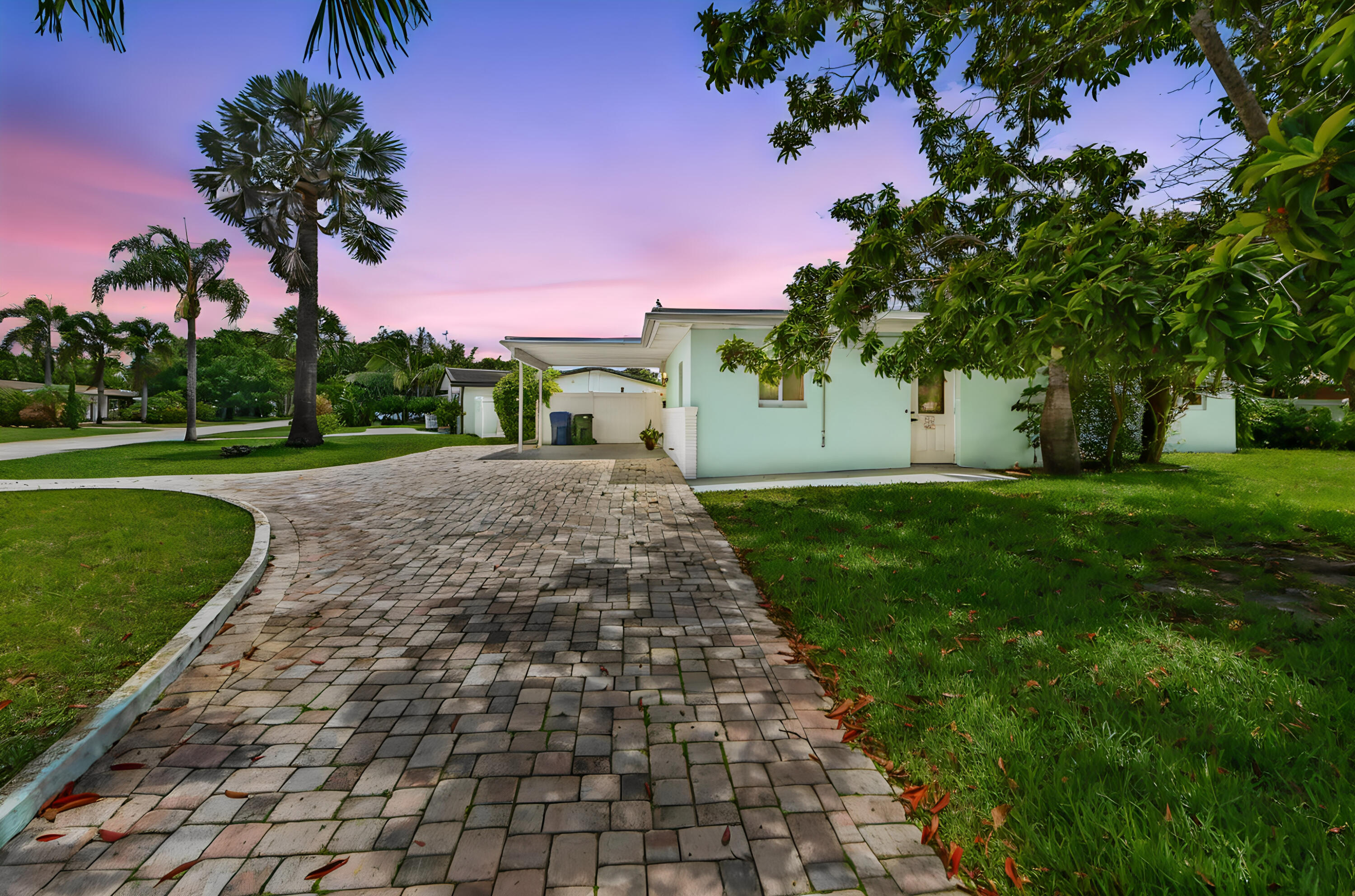 HILLBROOK - Residential