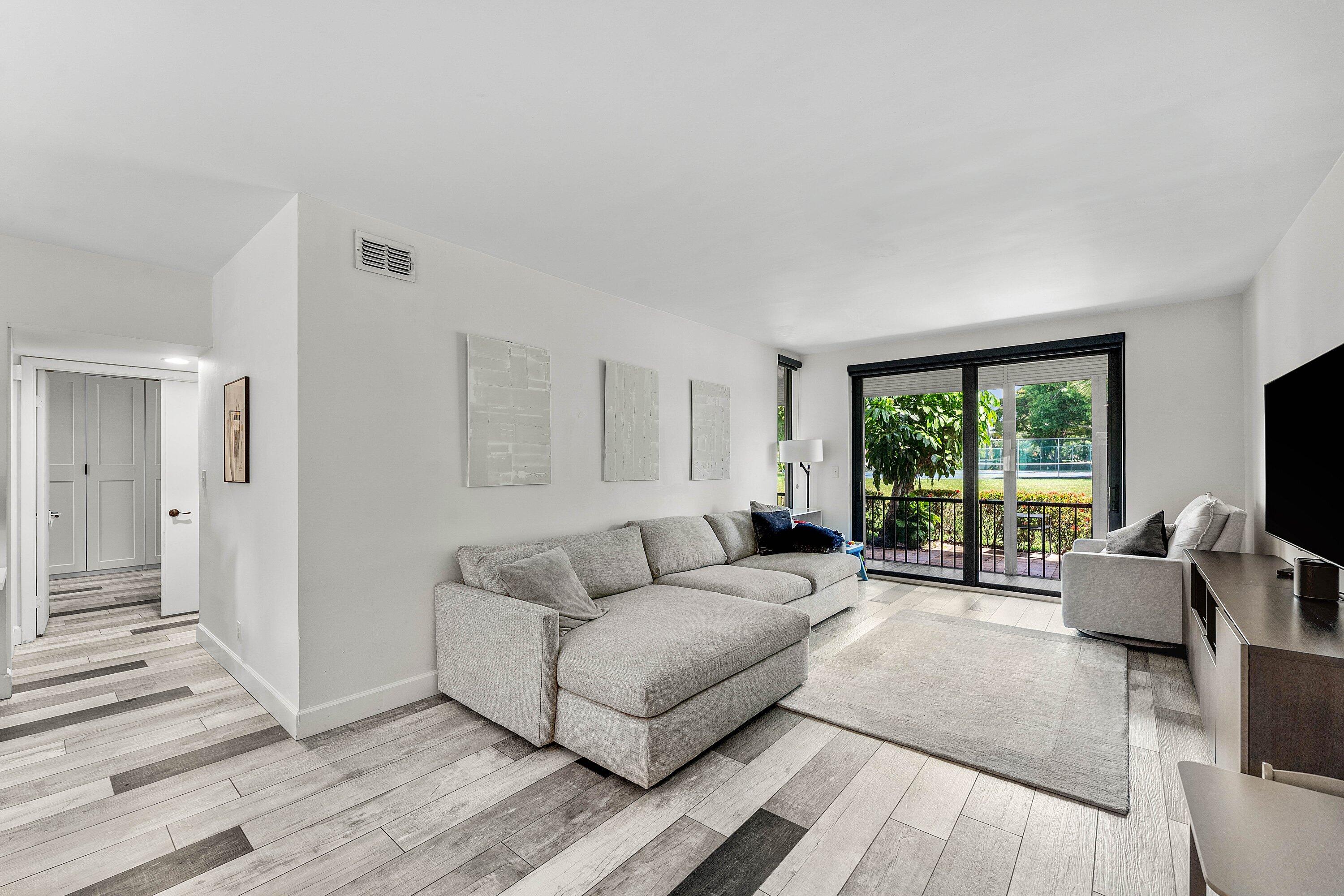 LA MIRADA AT BOCA POINTE CONDOS - Residential
