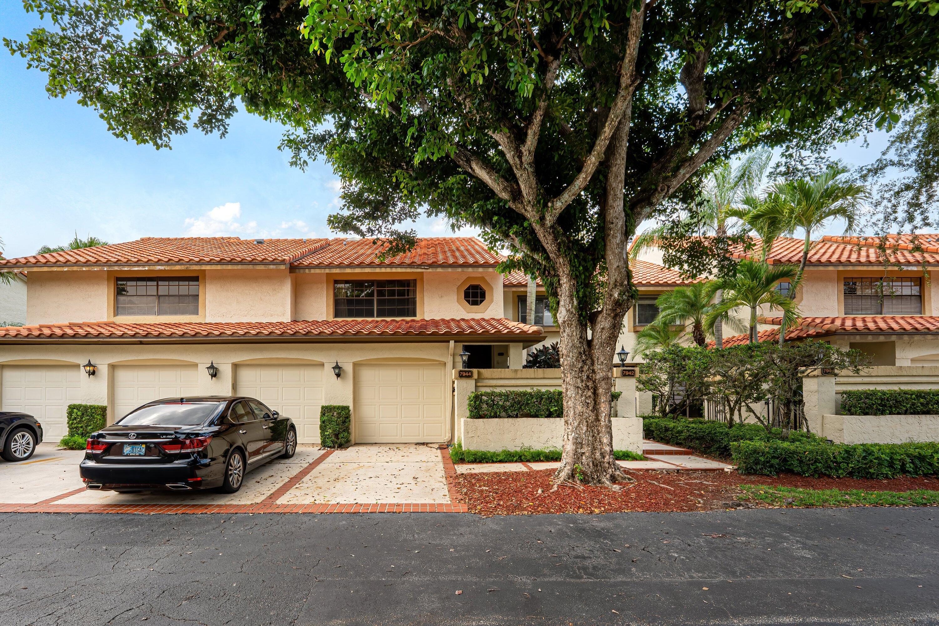 LA MIRADA AT BOCA POINTE CONDOS - Residential