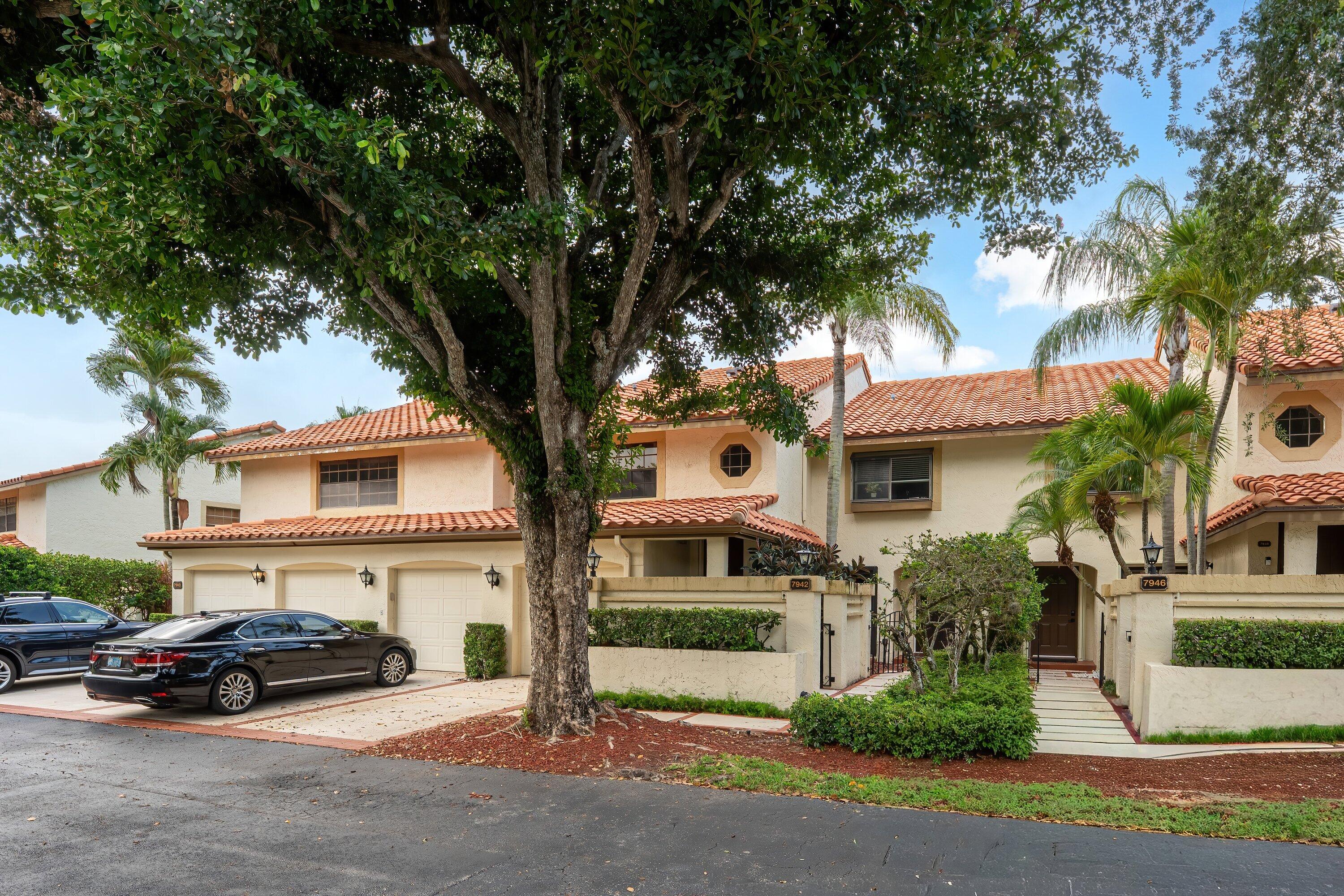 LA MIRADA AT BOCA POINTE CONDOS - Residential