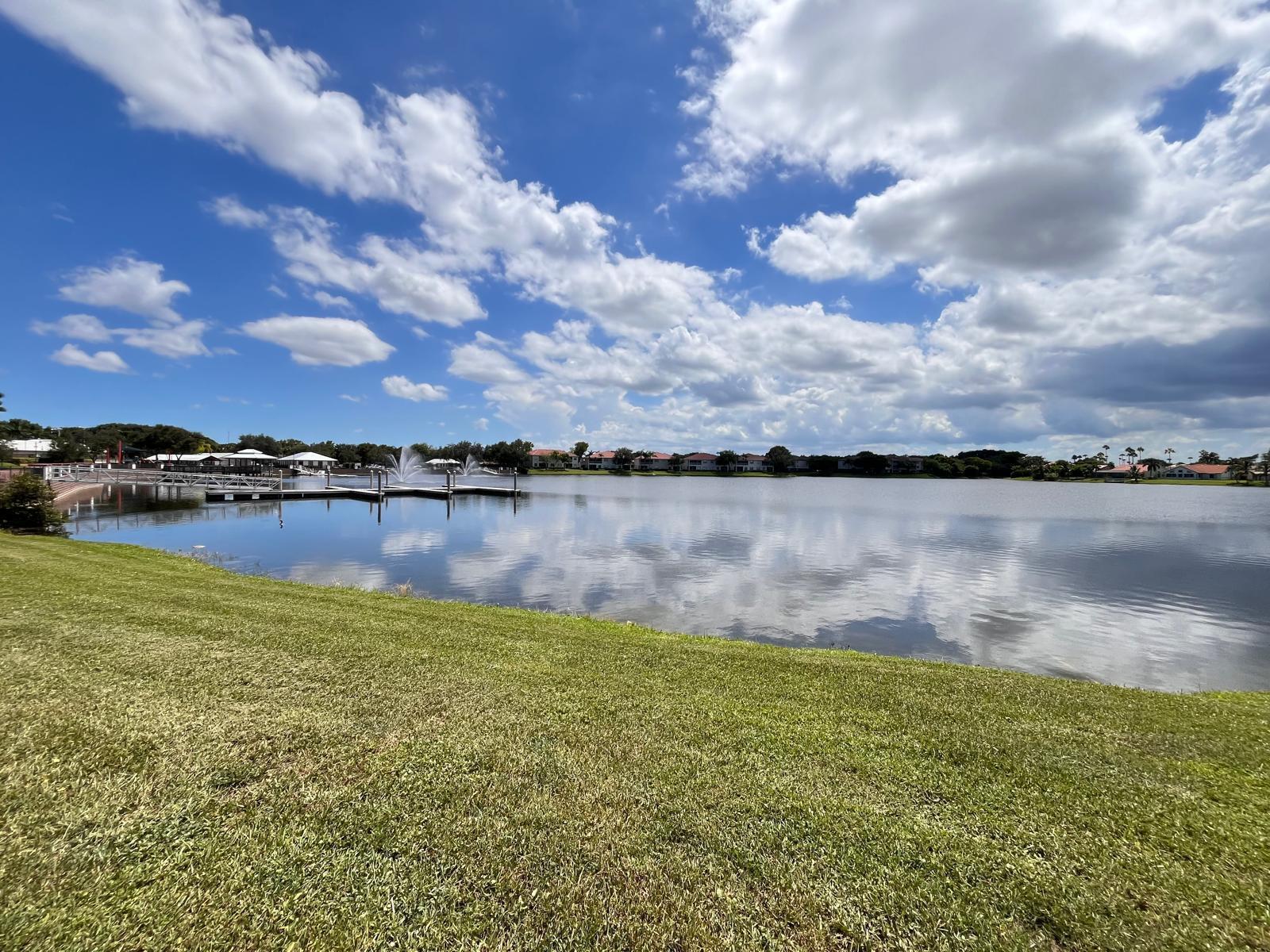 Lake Shore Heights Condo - Residential