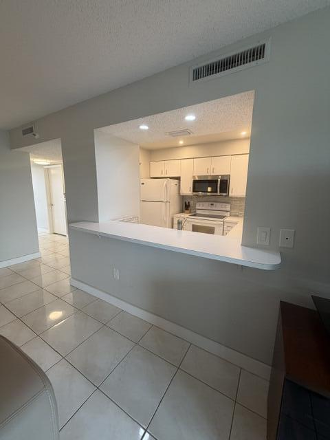 CYPRESS BEND CONDOMINIUM VII - Residential