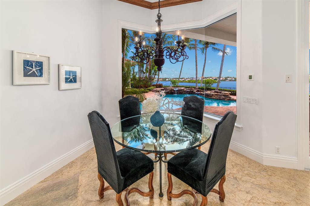 ADMIRALS COVE - Residential