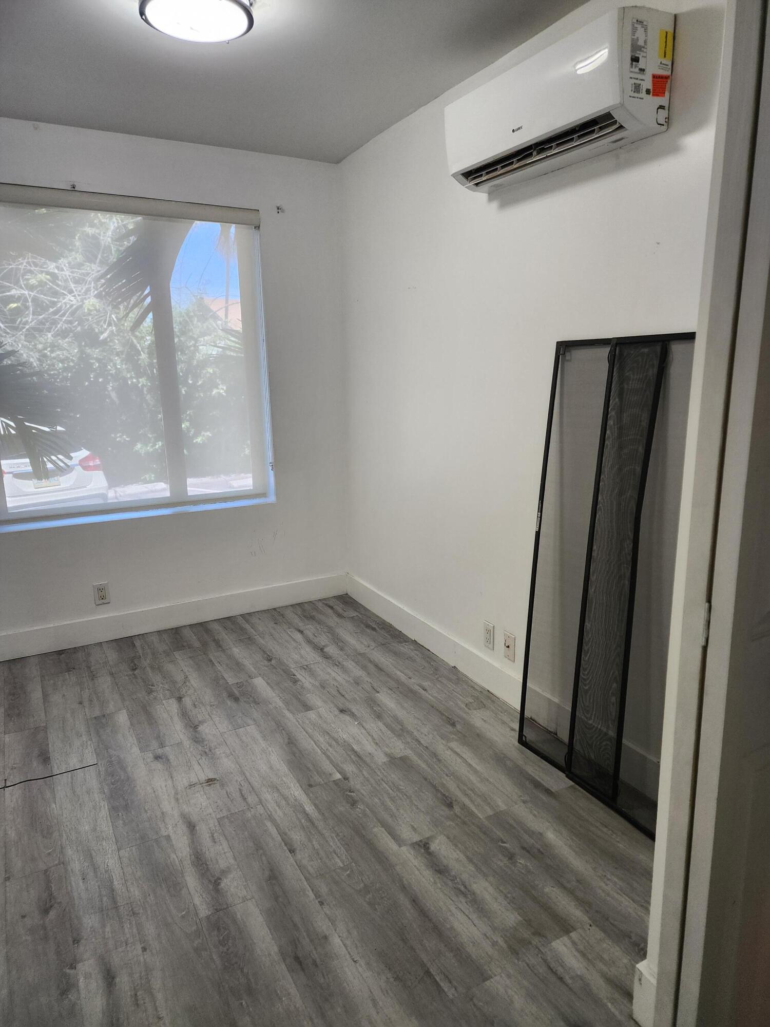 THOMPSON SUB RESUB - Residential Lease