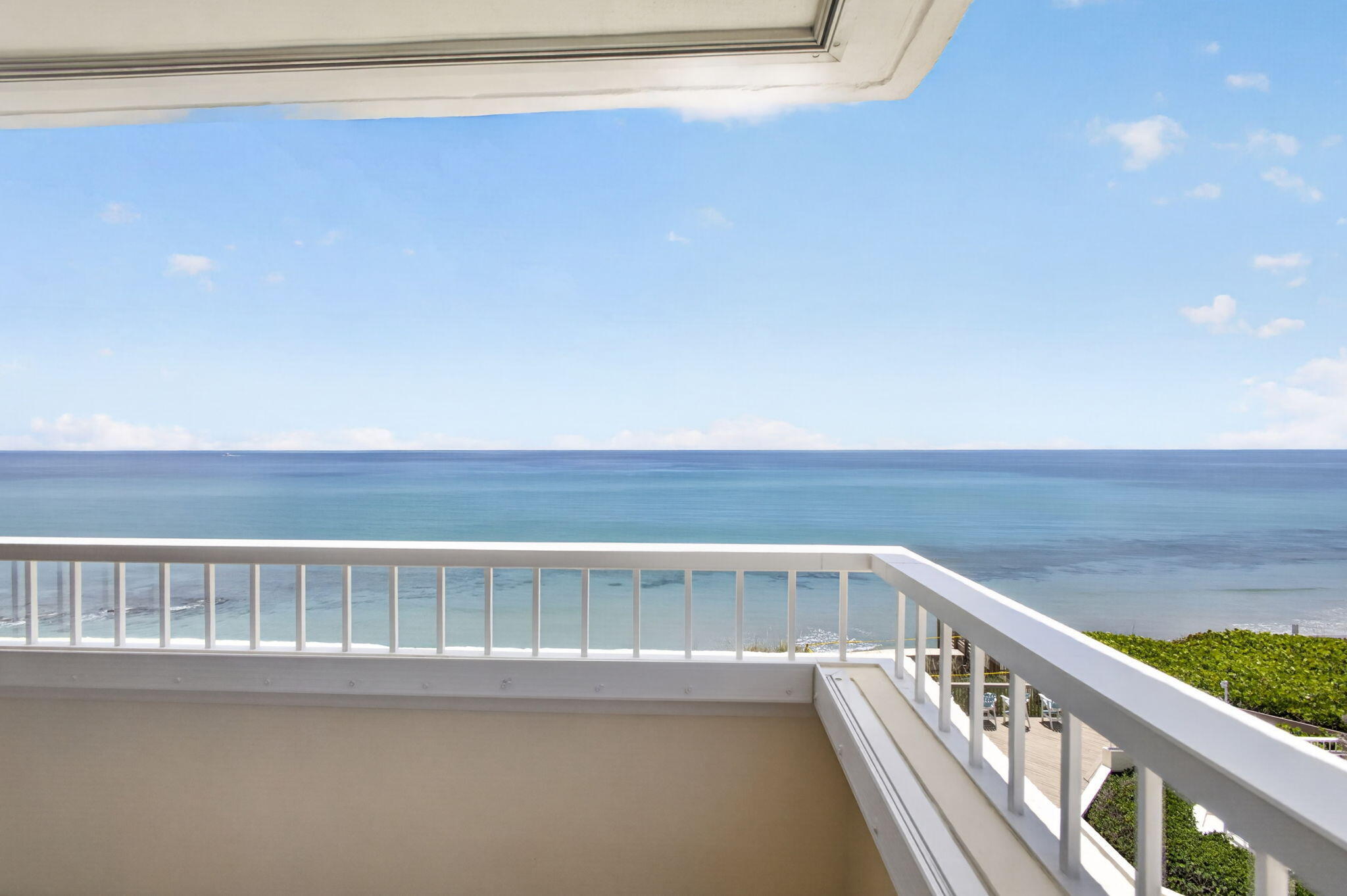 REACHES CONDO - Residential Lease