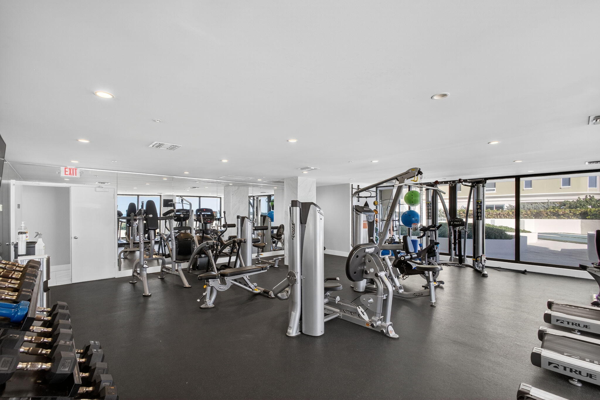 REACHES CONDO - Residential Lease
