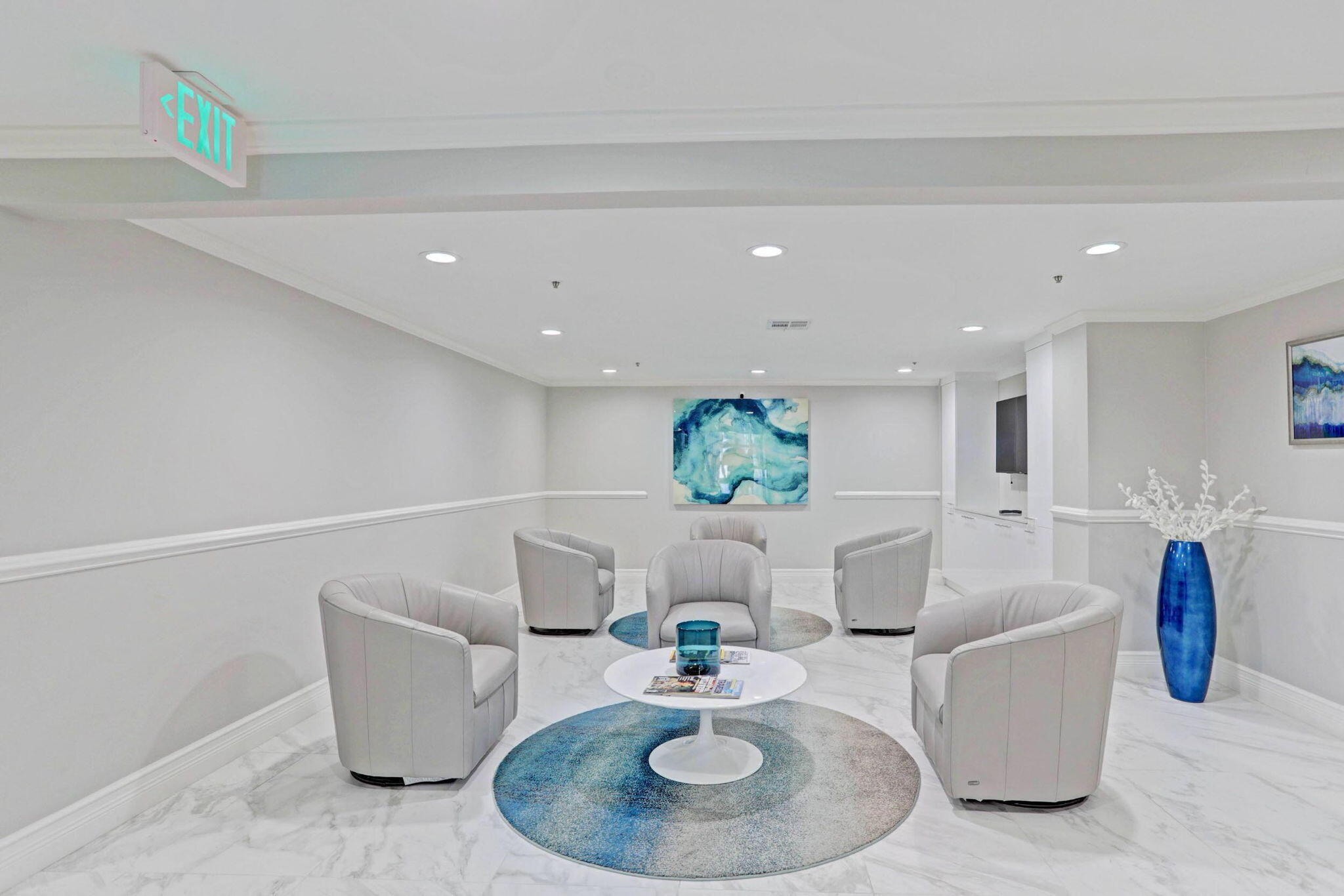 REACHES CONDO - Residential Lease