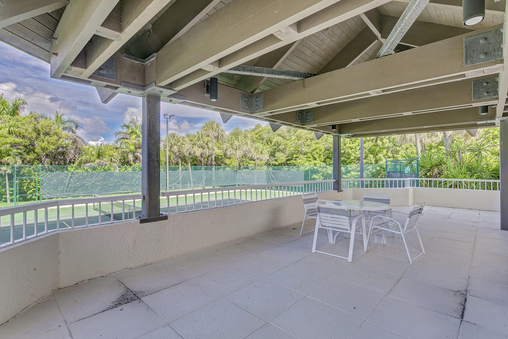 REACHES CONDO - Residential Lease