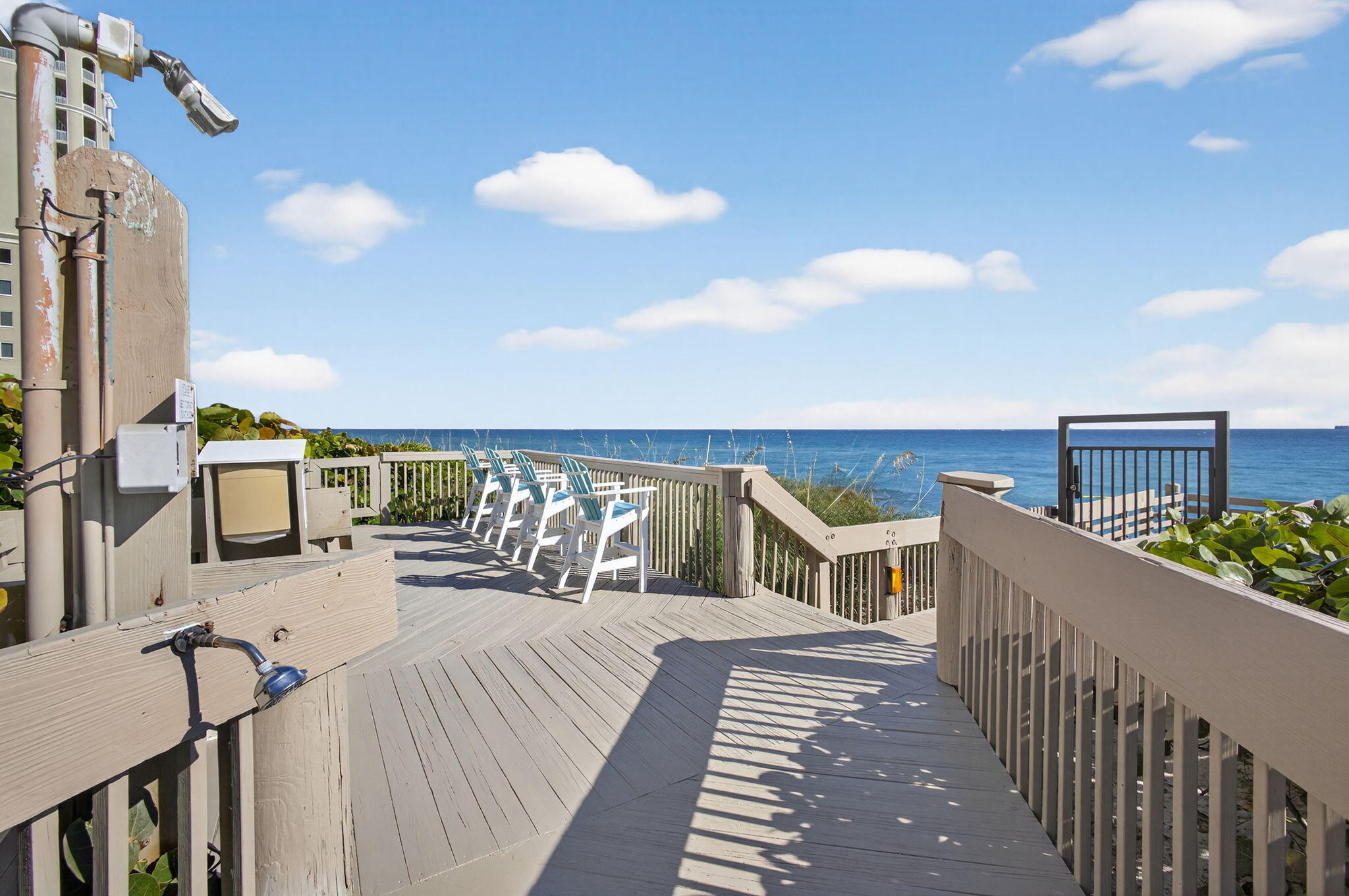 REACHES CONDO - Residential Lease