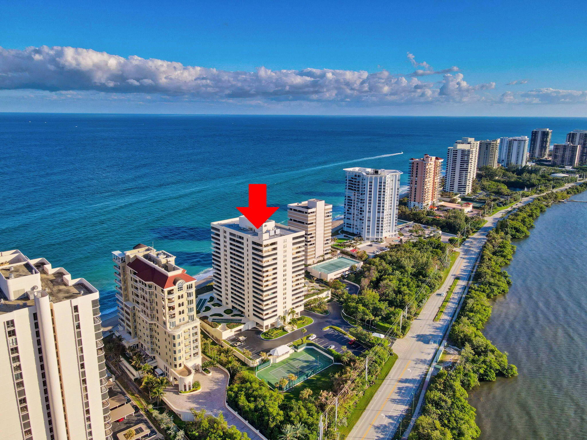 REACHES CONDO - Residential Lease