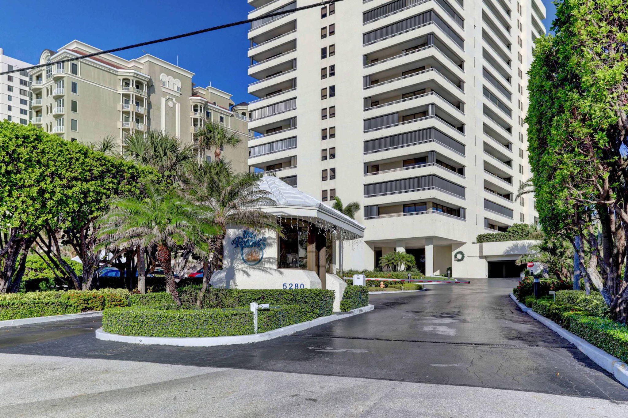 REACHES CONDO - Residential Lease
