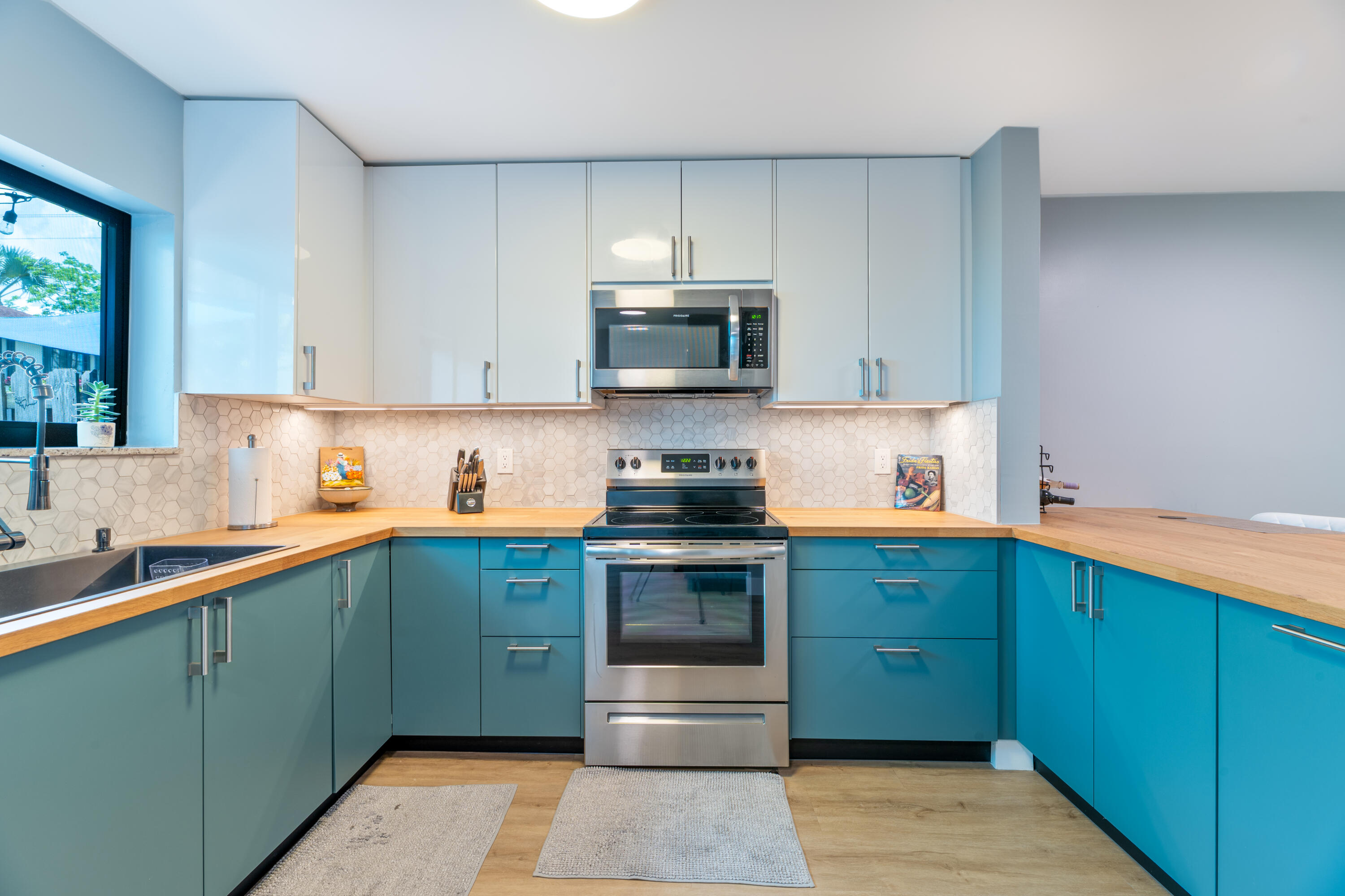 NEAR NORTHWEST - Residential