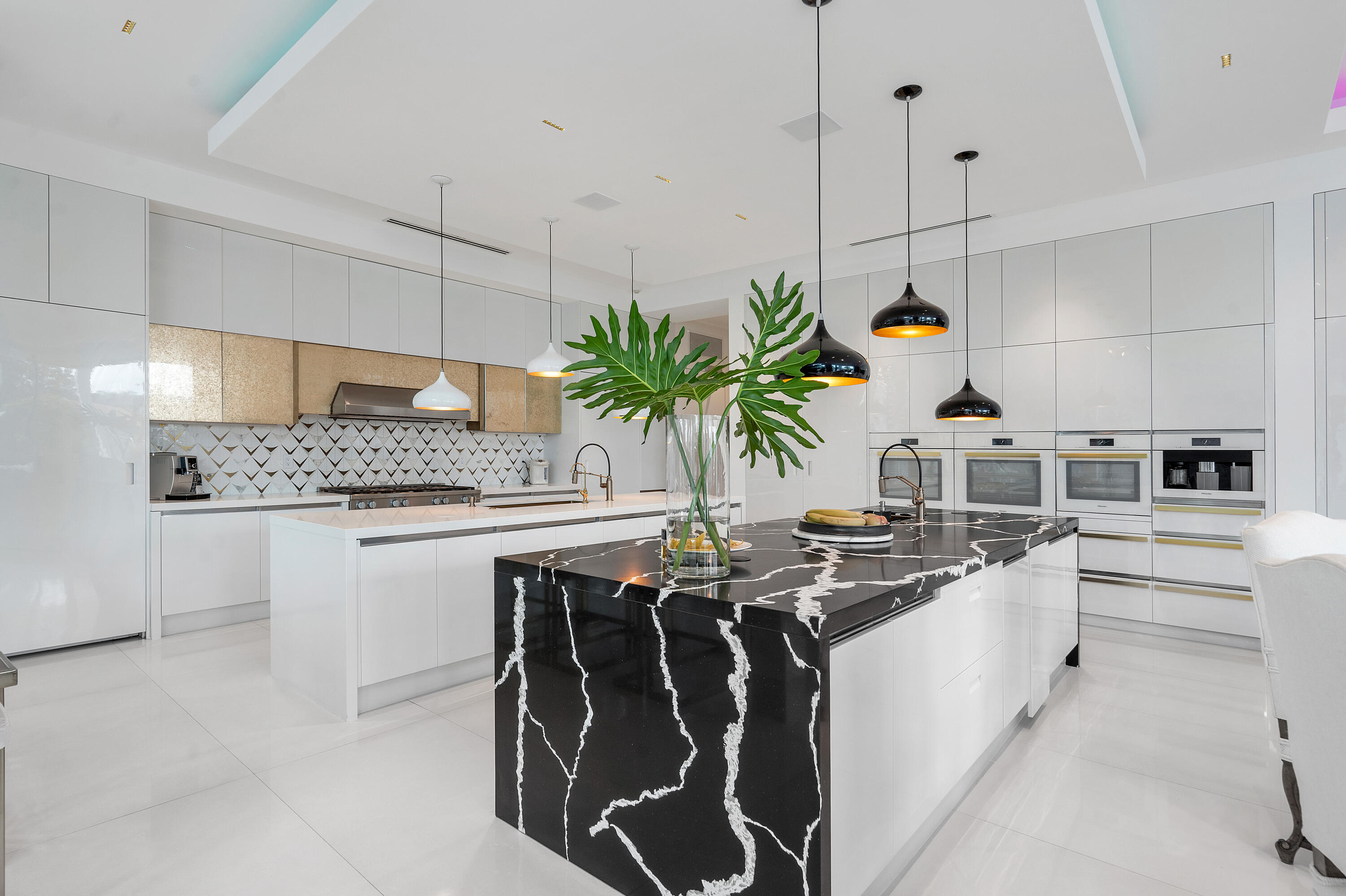 ST ANDREWS COUNTRY CLUB - Residential