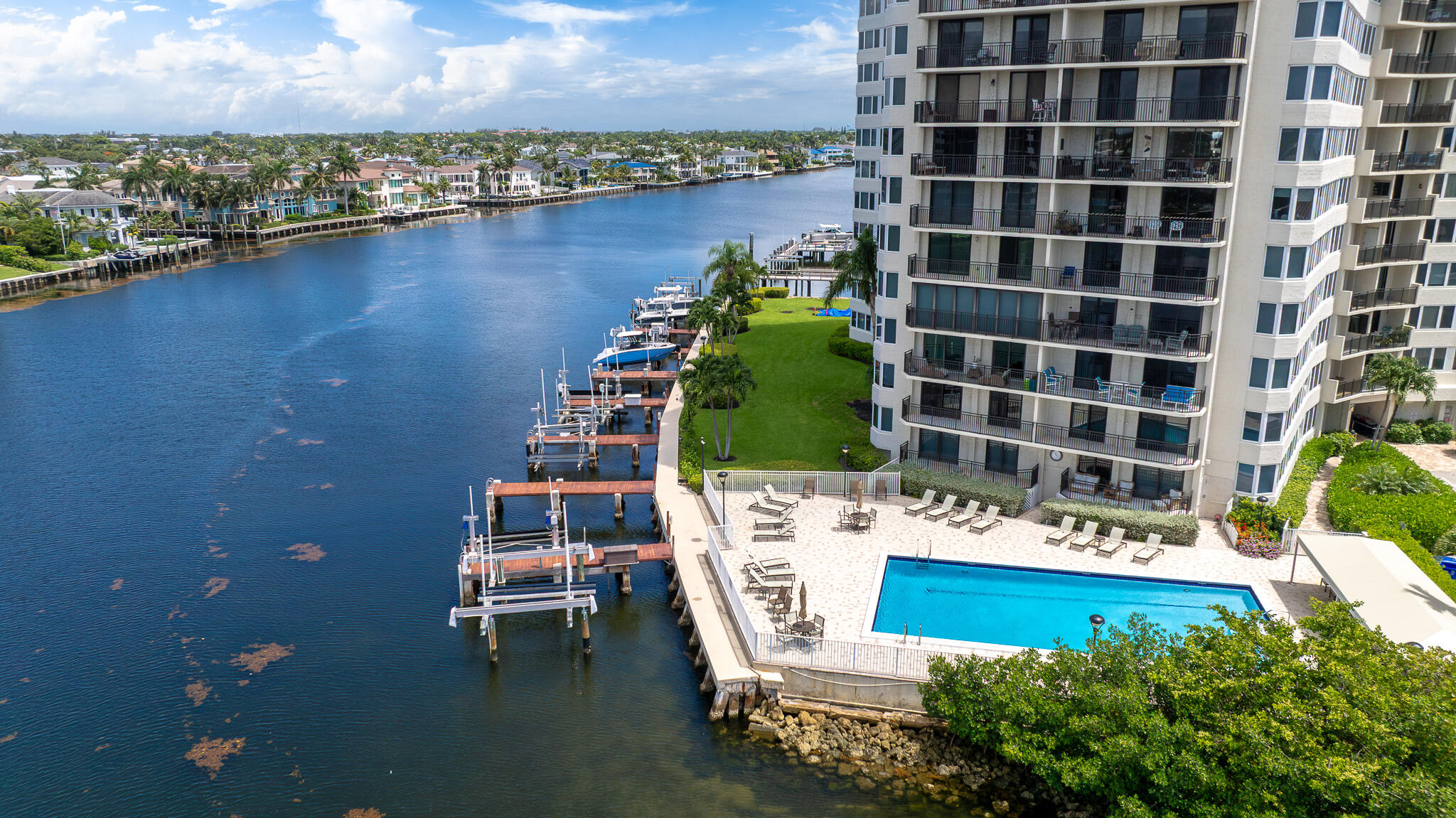 REGENCY HIGHLAND CLUB CONDO - Residential
