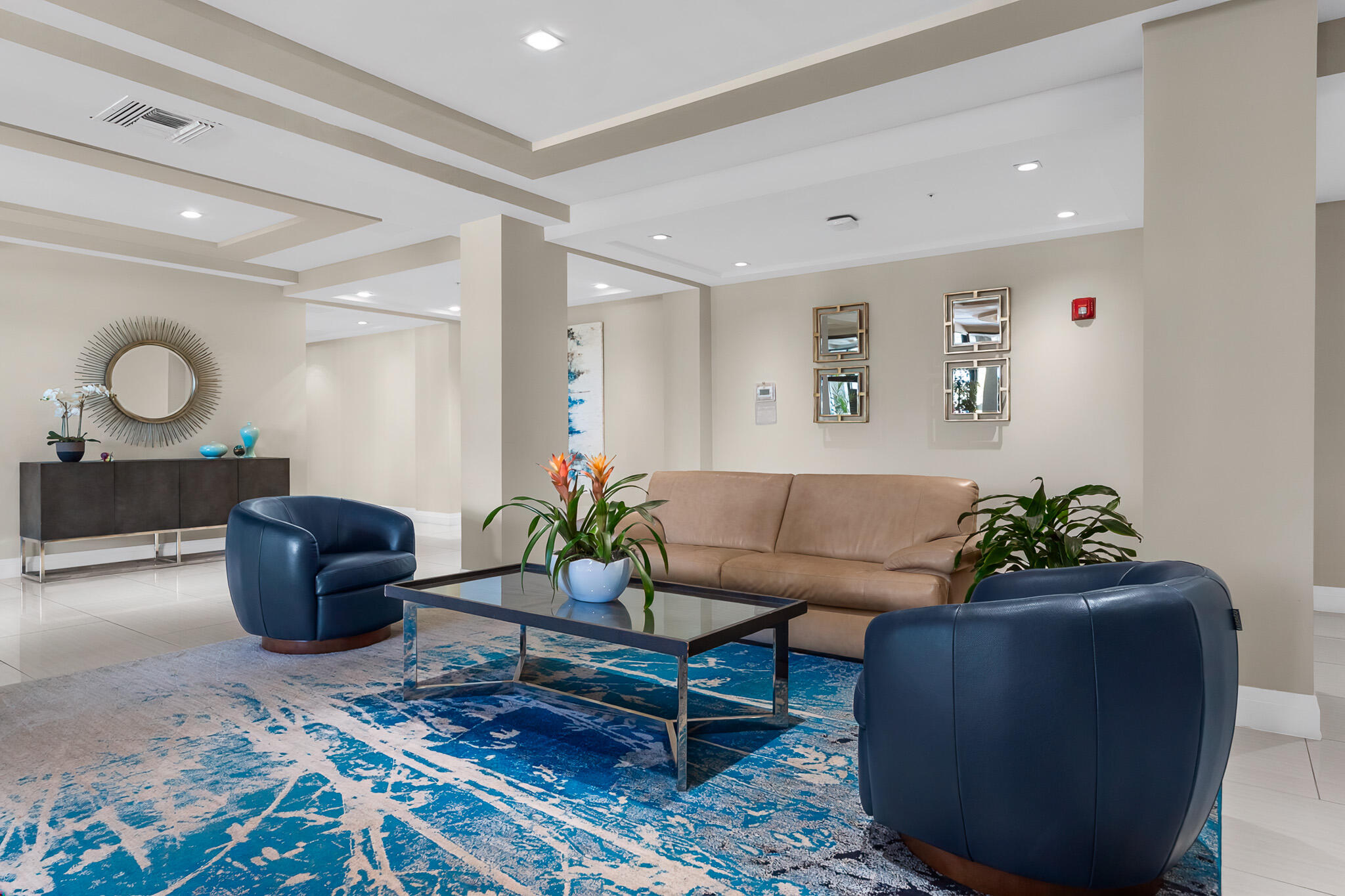 REGENCY HIGHLAND CLUB CONDO - Residential